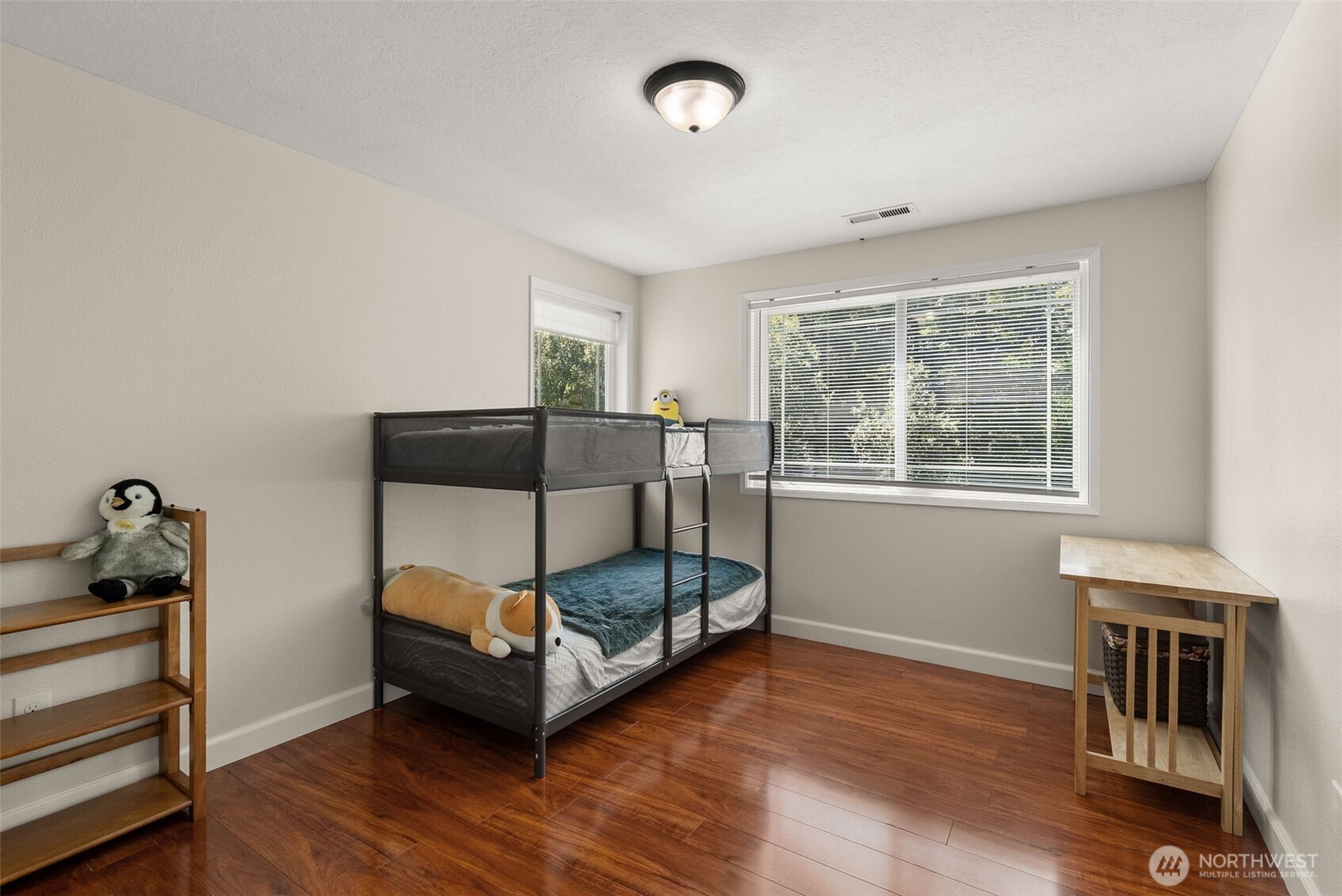 property viewer photo 18
