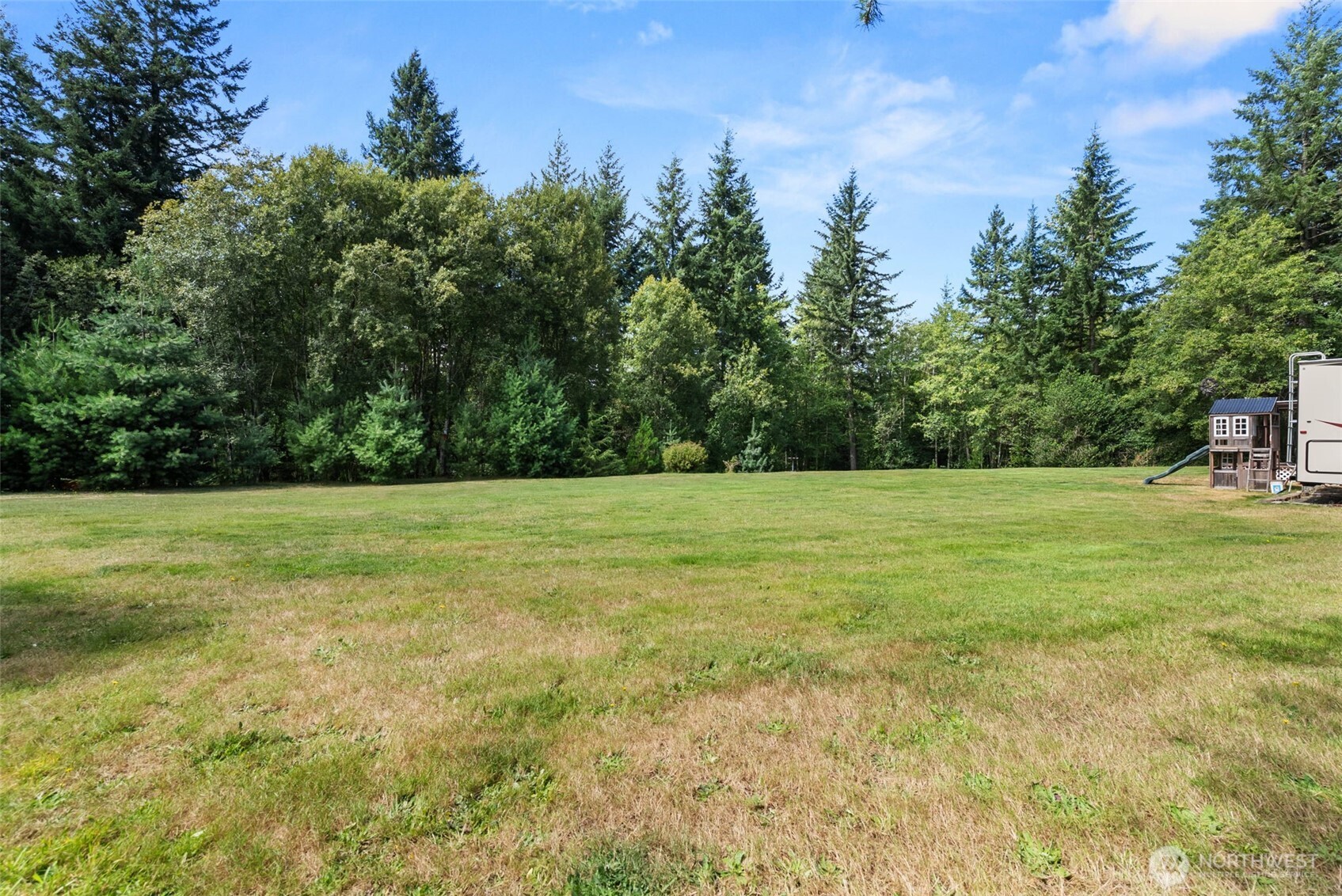 property viewer photo 24