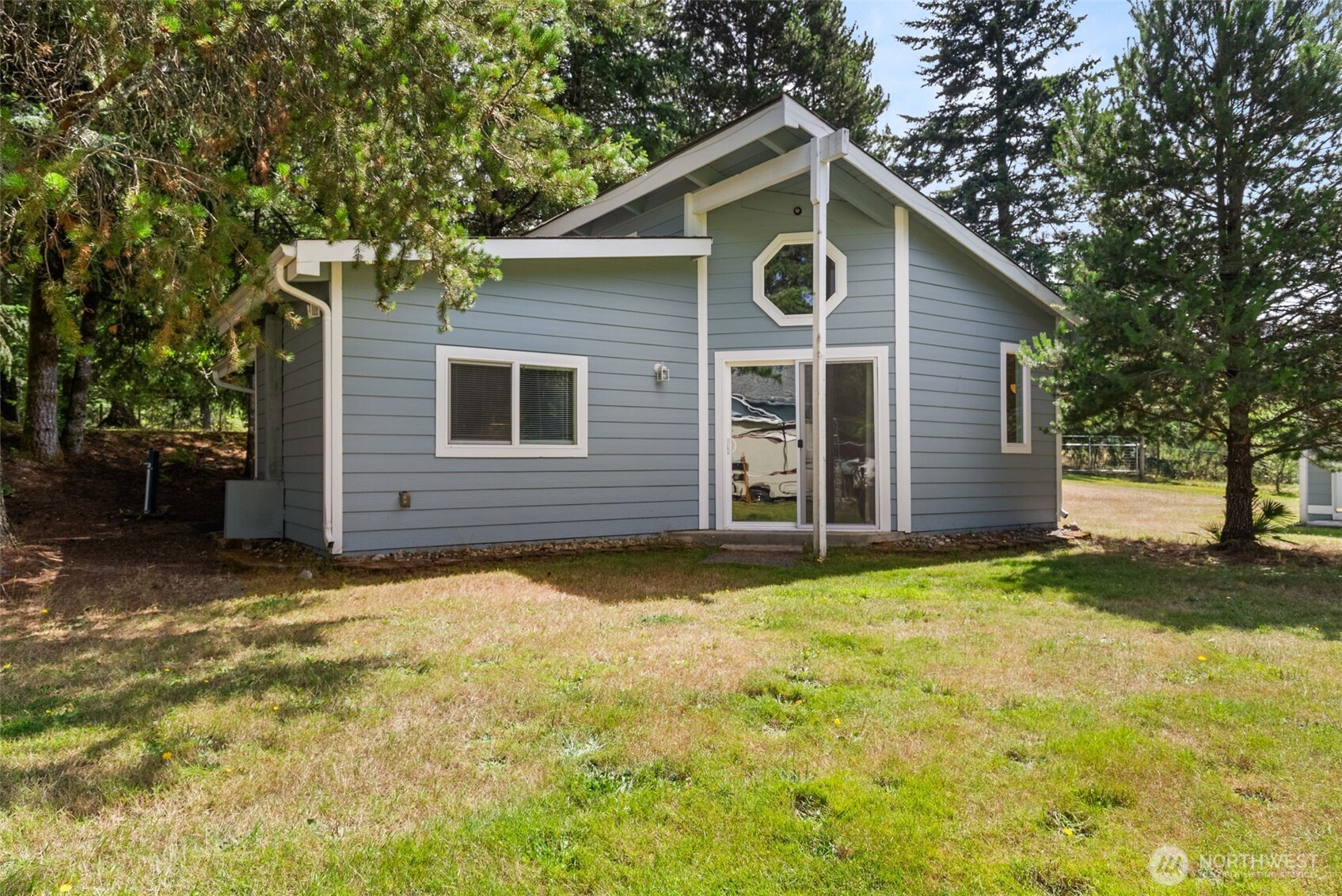 property viewer photo 29