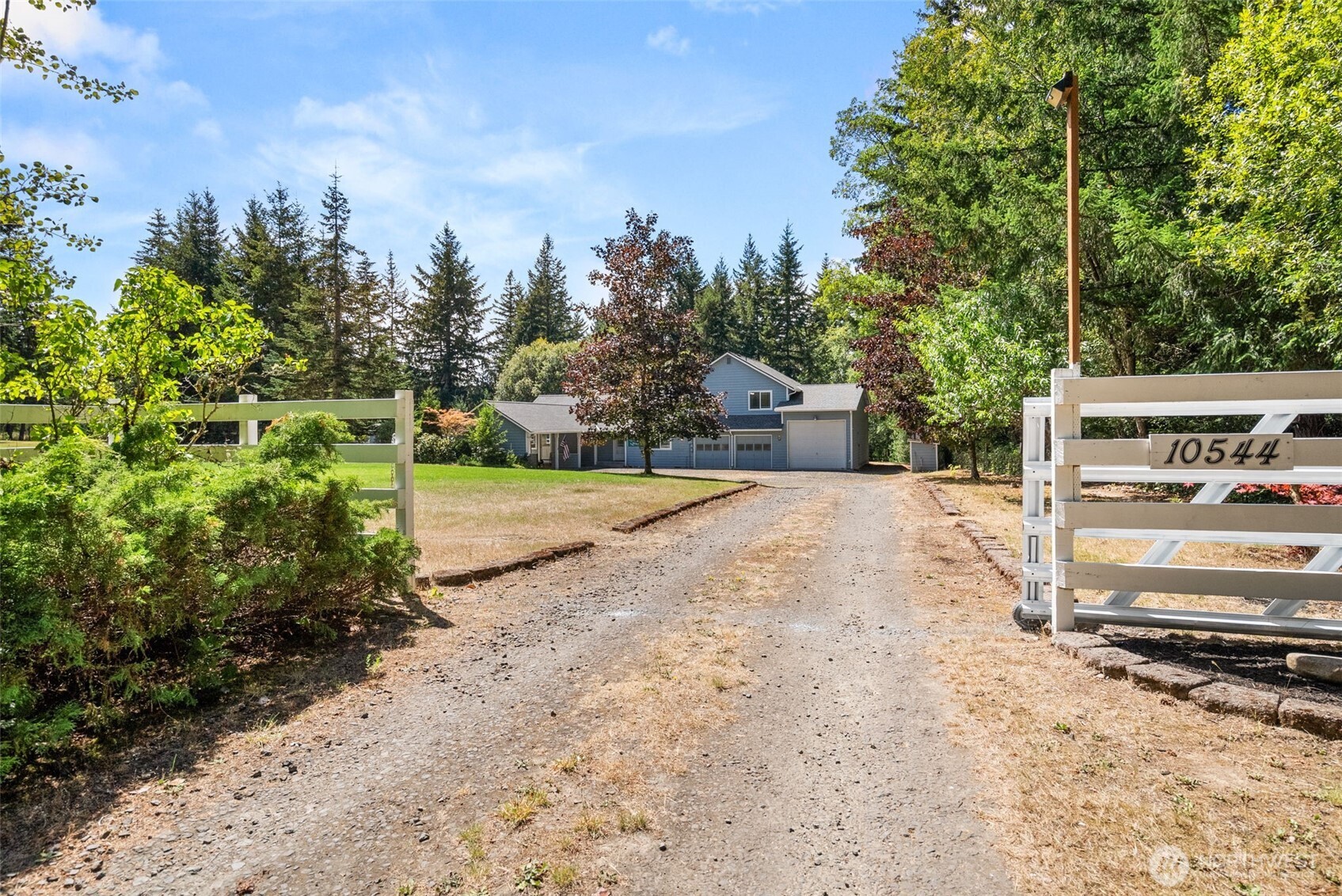 property viewer photo 3