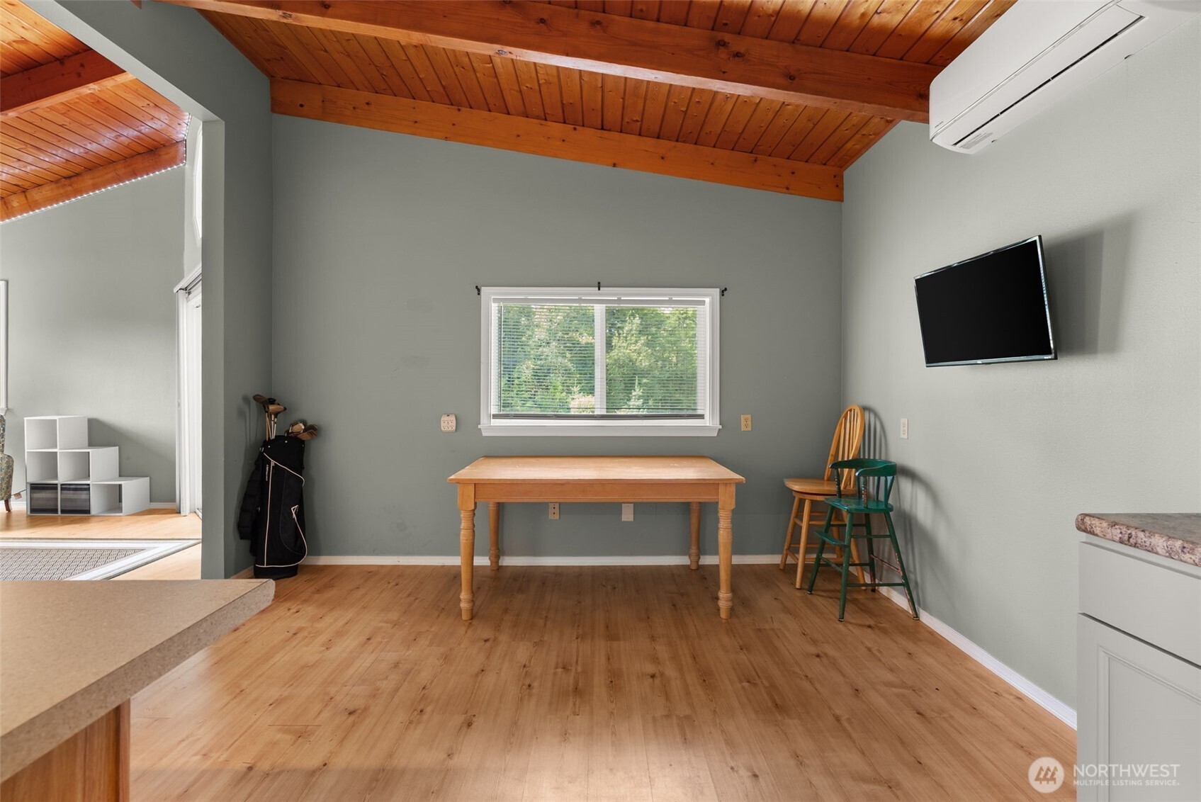 property viewer photo 31