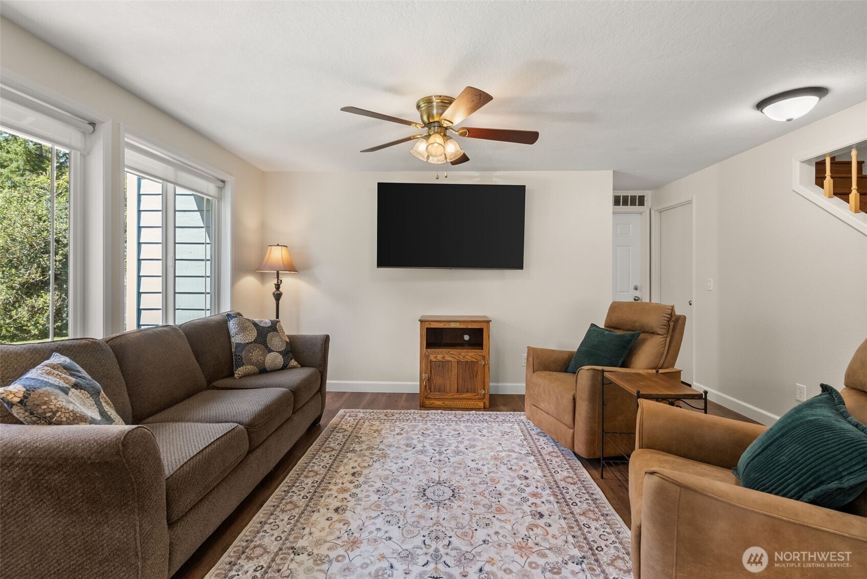 property viewer photo 6
