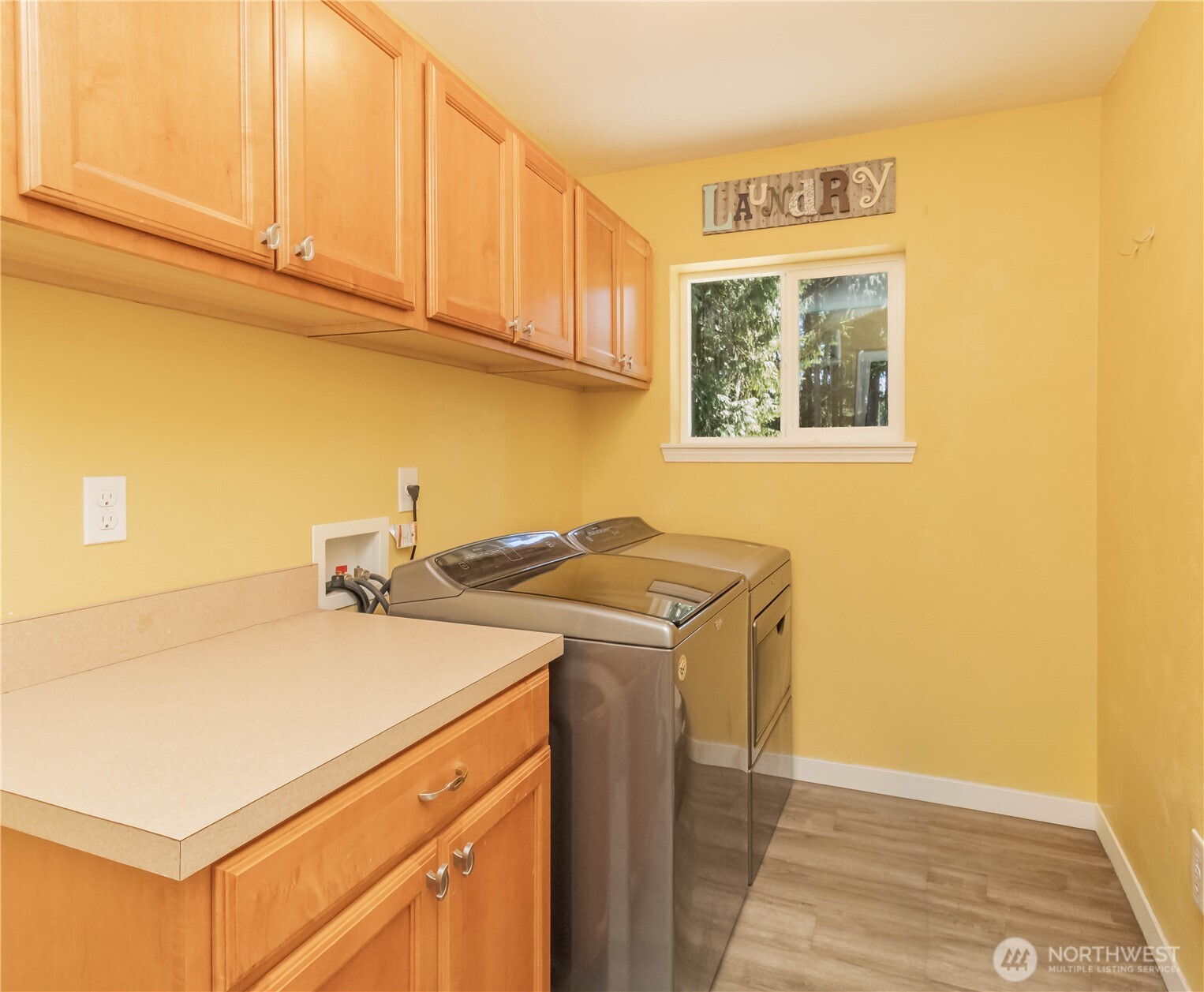 property viewer photo 27