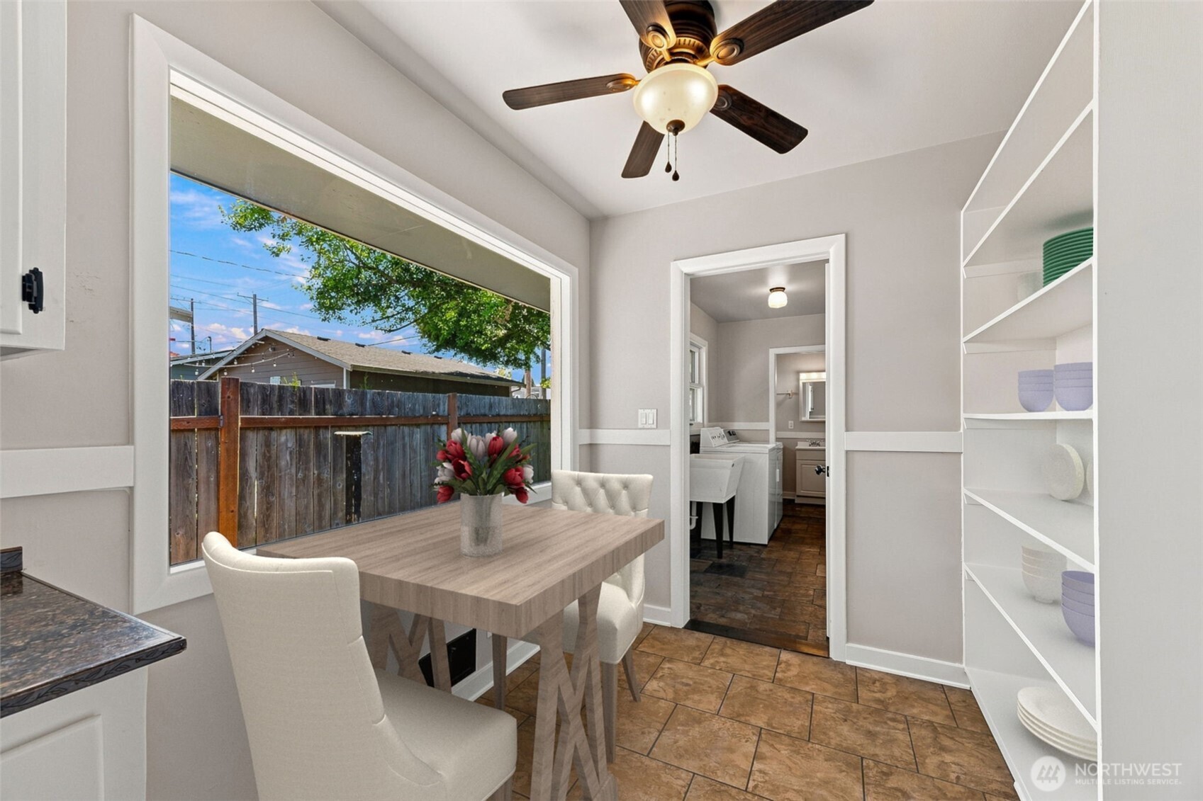 property viewer photo 15