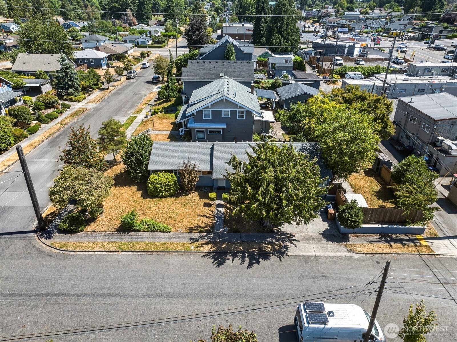 property viewer photo 3