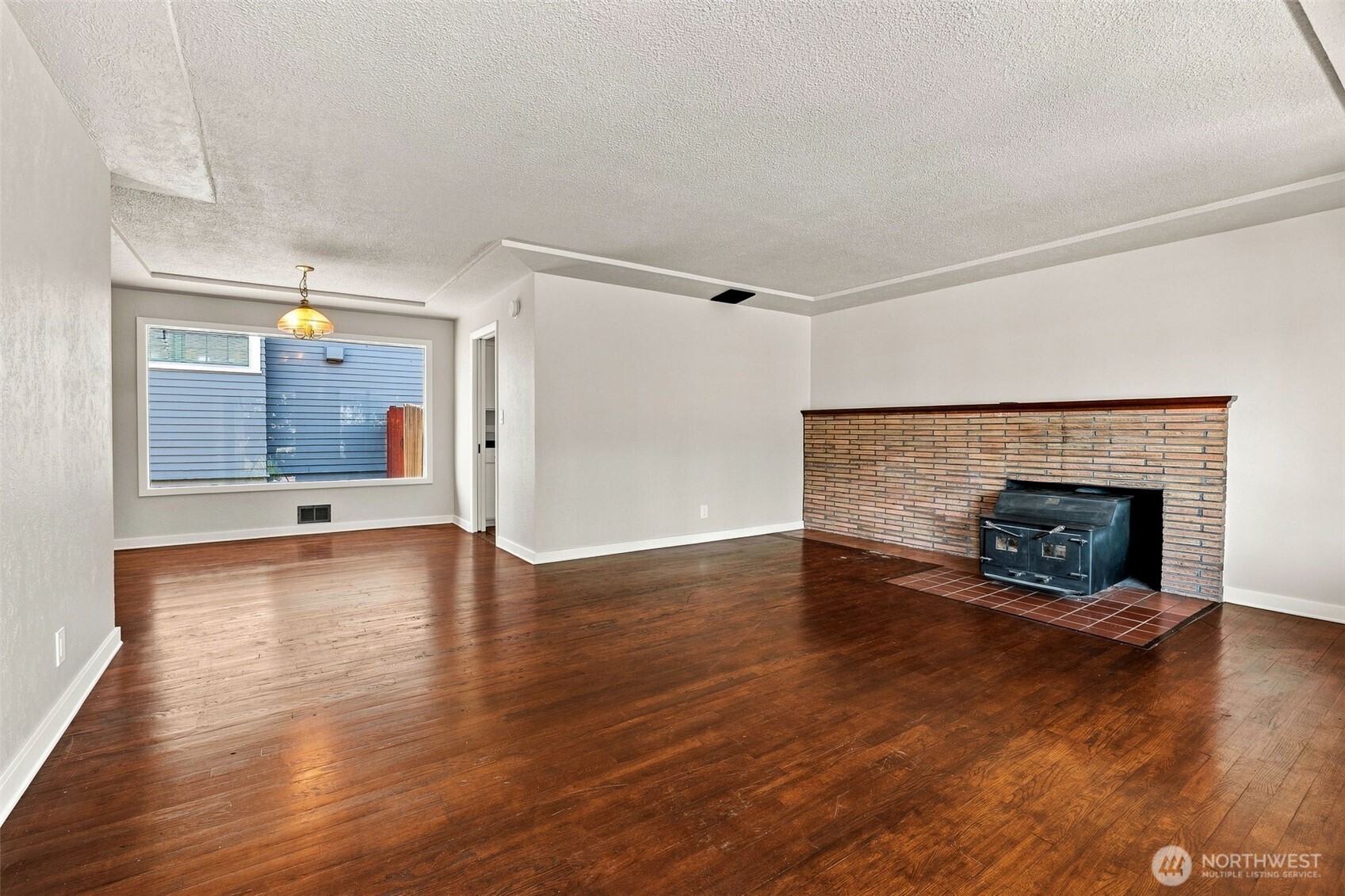 property viewer photo 31