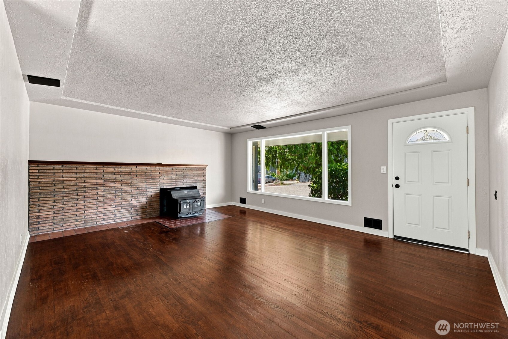 property viewer photo 33
