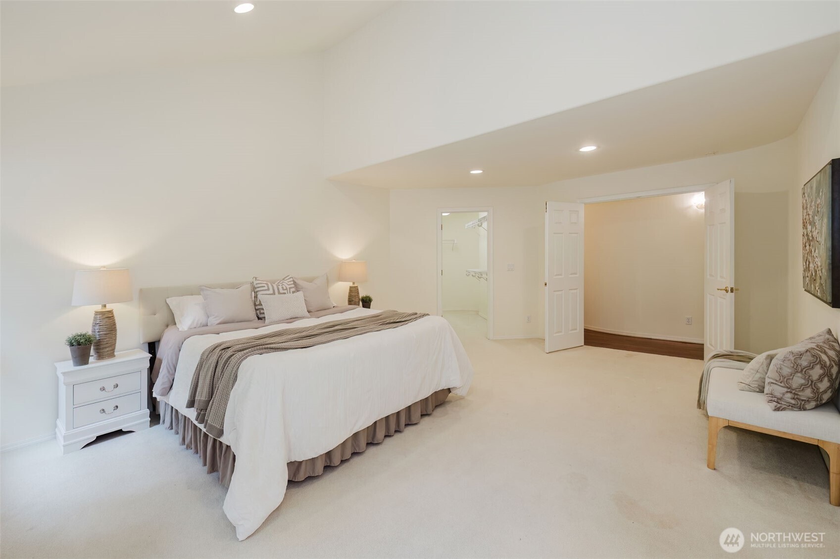 property viewer photo 18