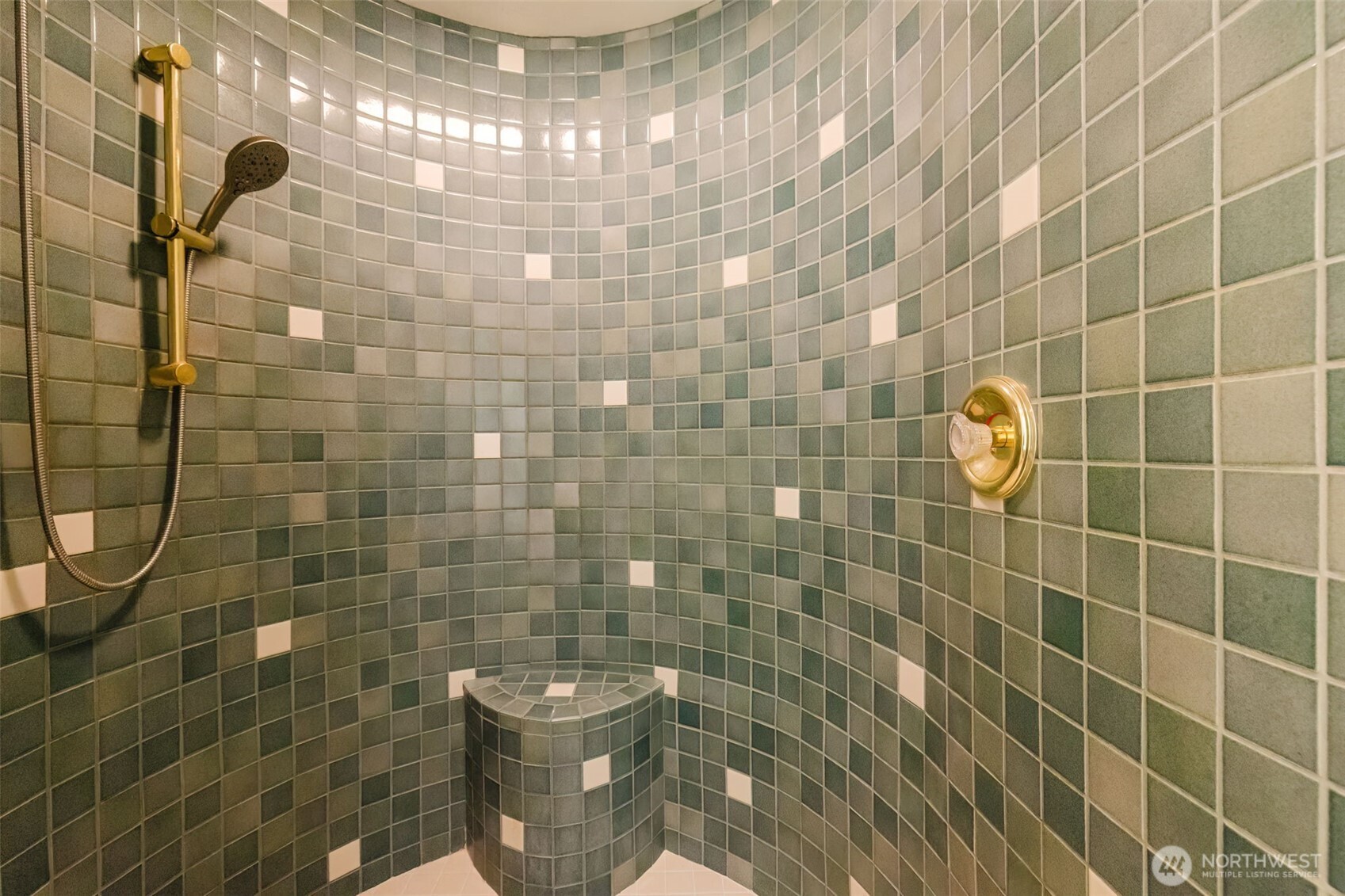 property viewer photo 21