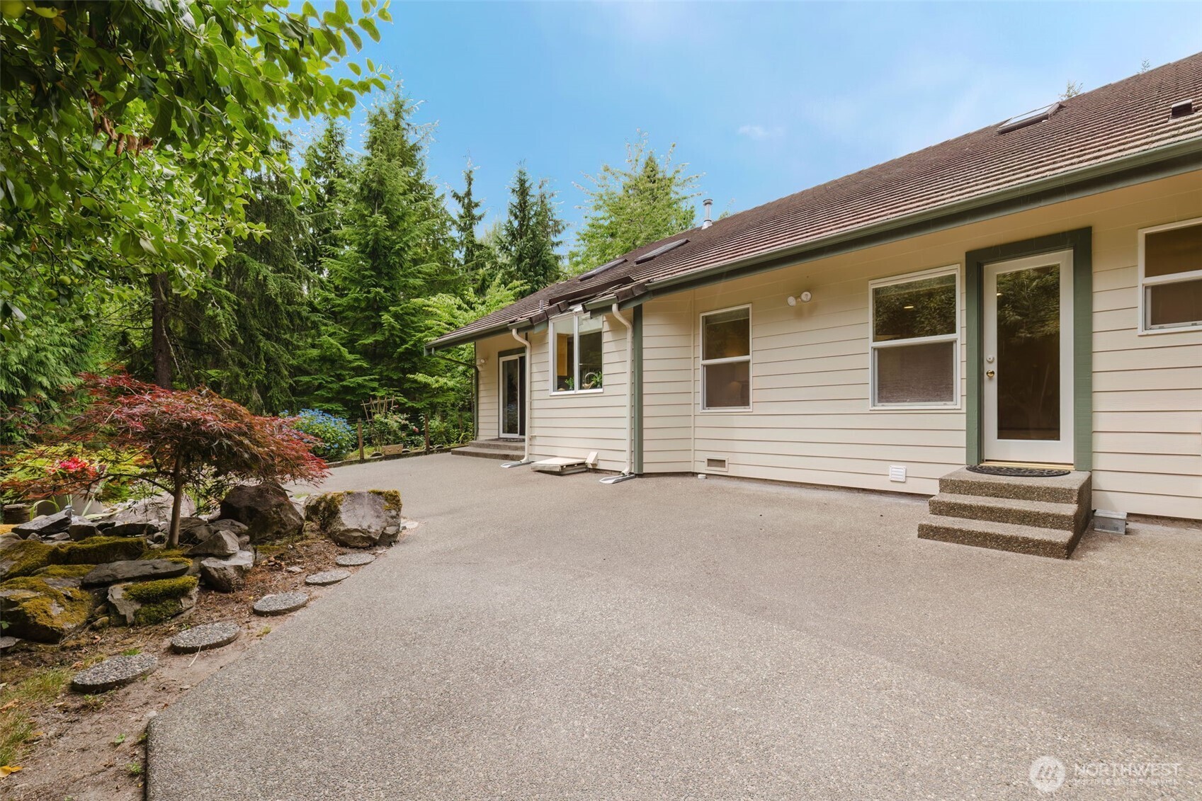 property viewer photo 32