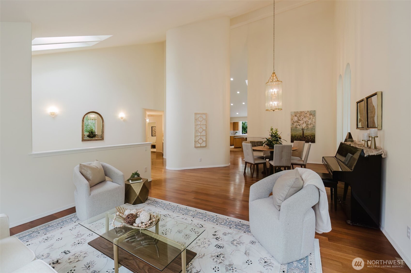 property viewer photo 4