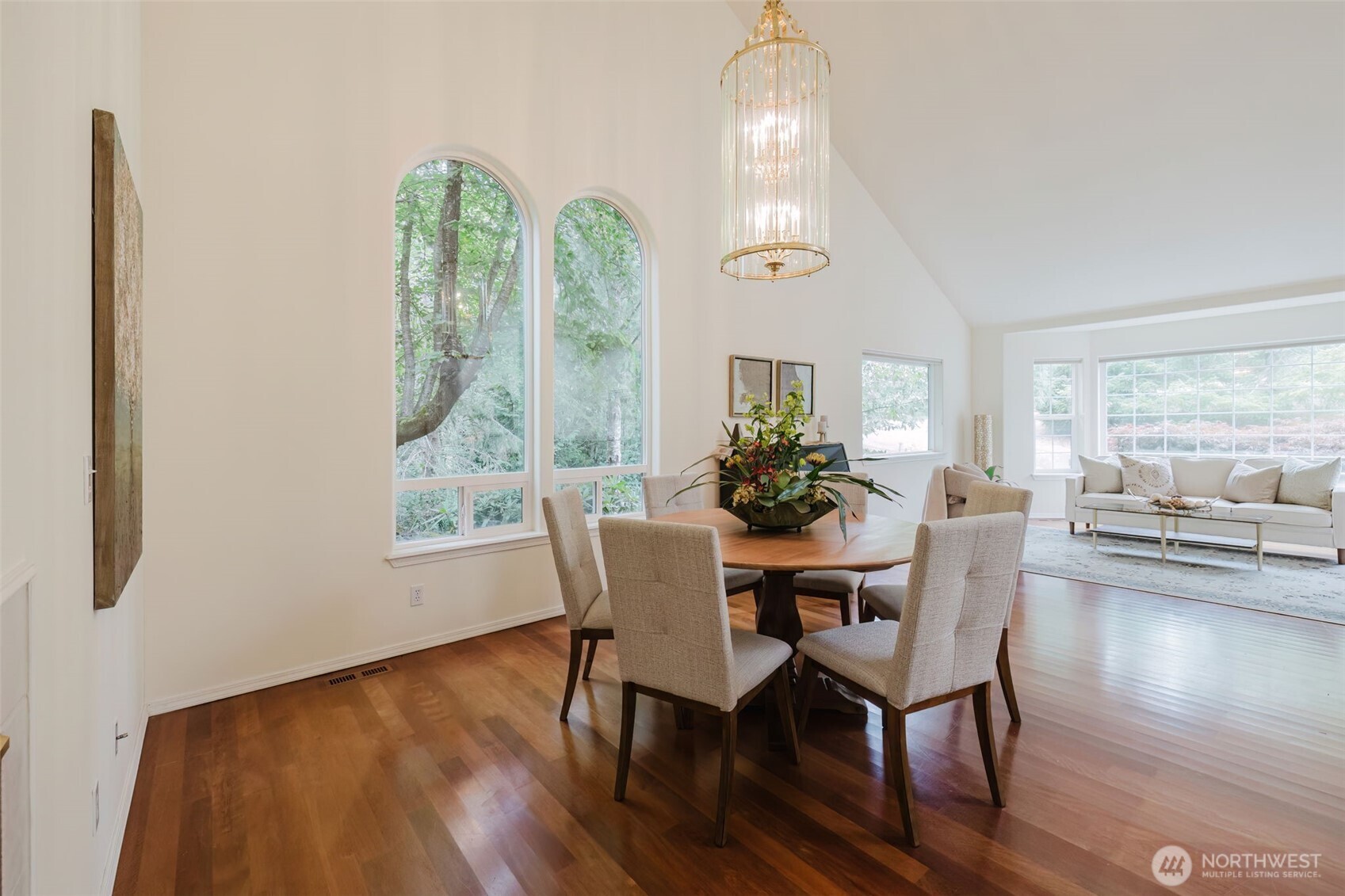 property viewer photo 9