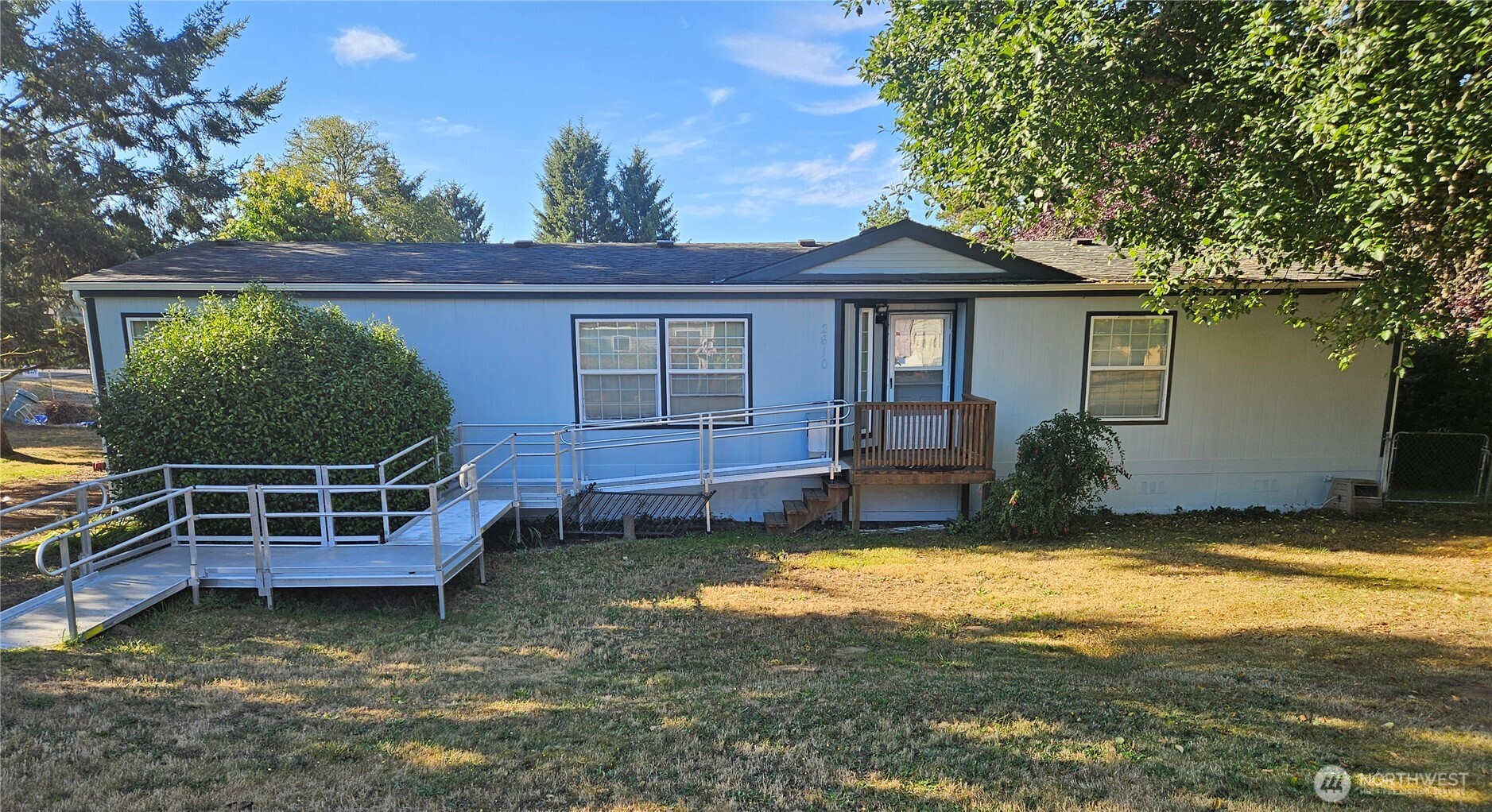 main property photo 0