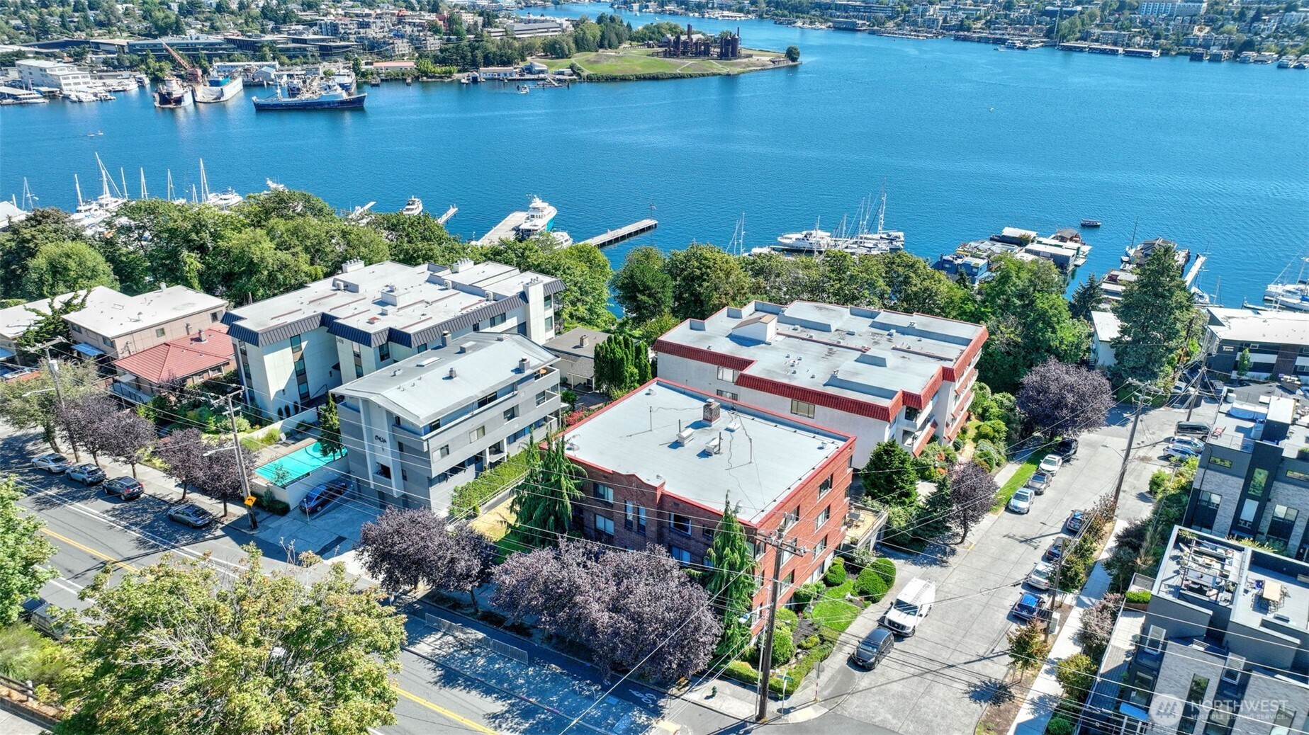 property viewer photo 5