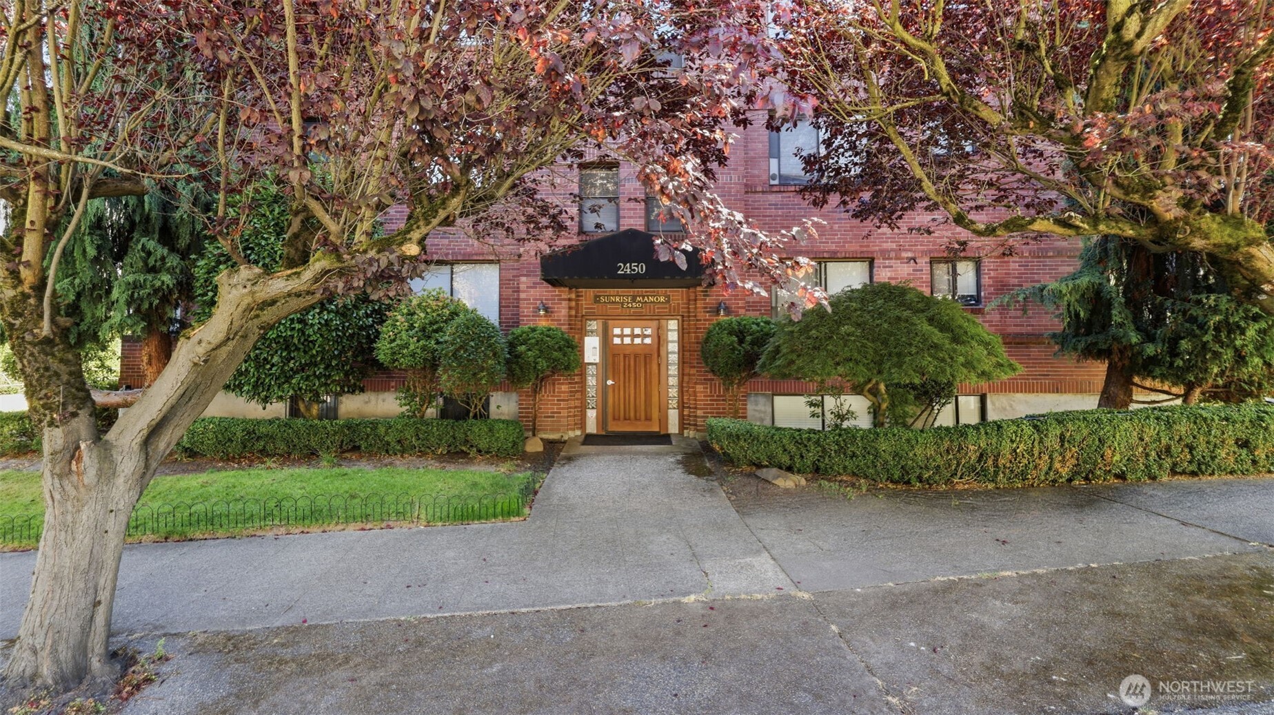 property viewer photo 6
