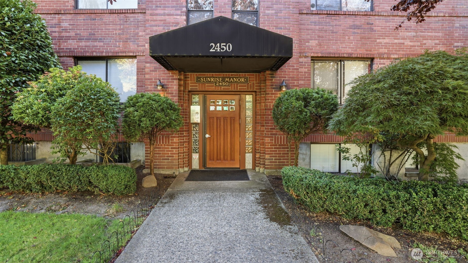 property viewer photo 7