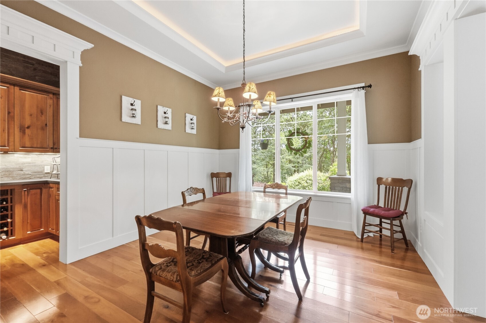 property viewer photo 12