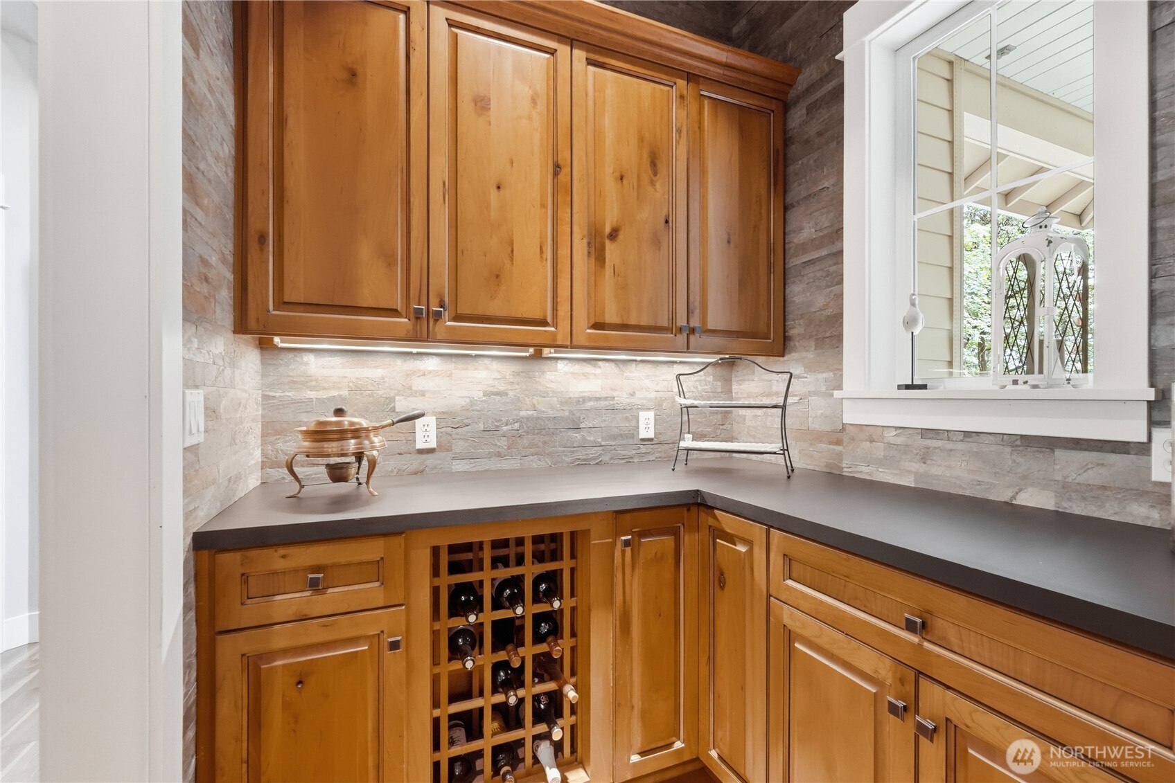 property viewer photo 13