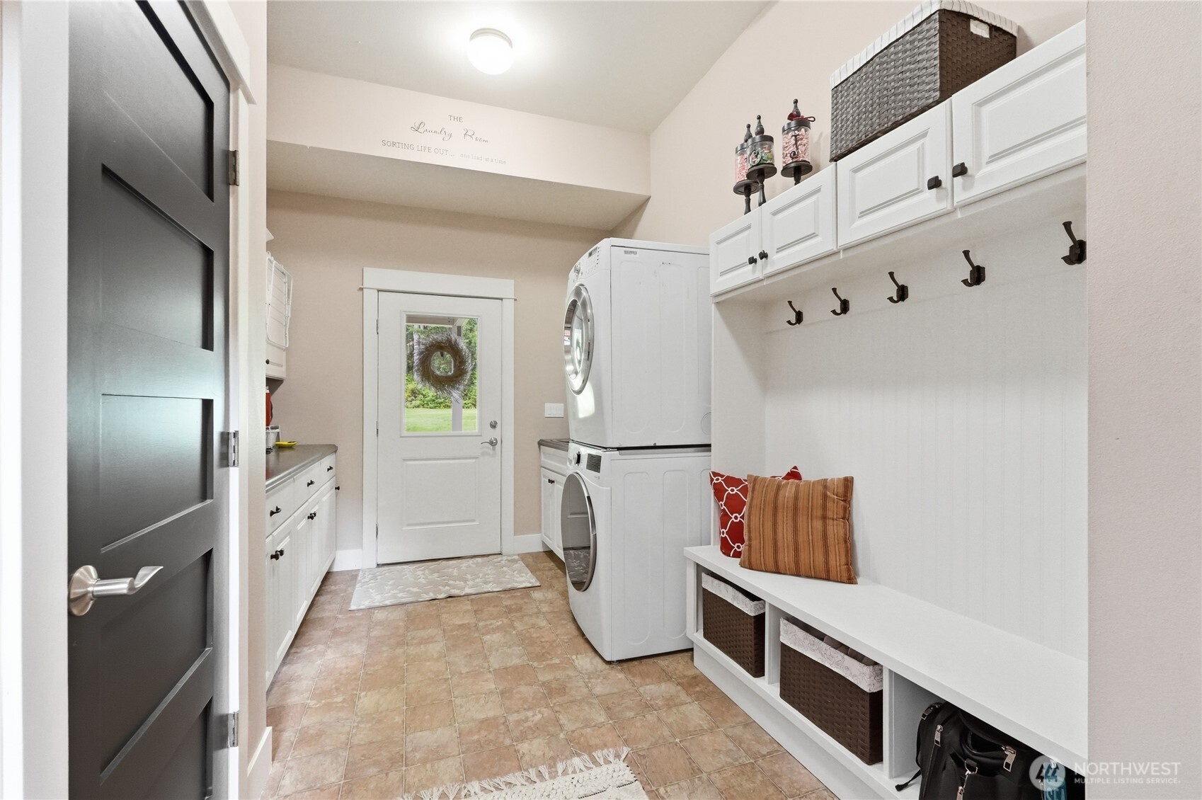 property viewer photo 16