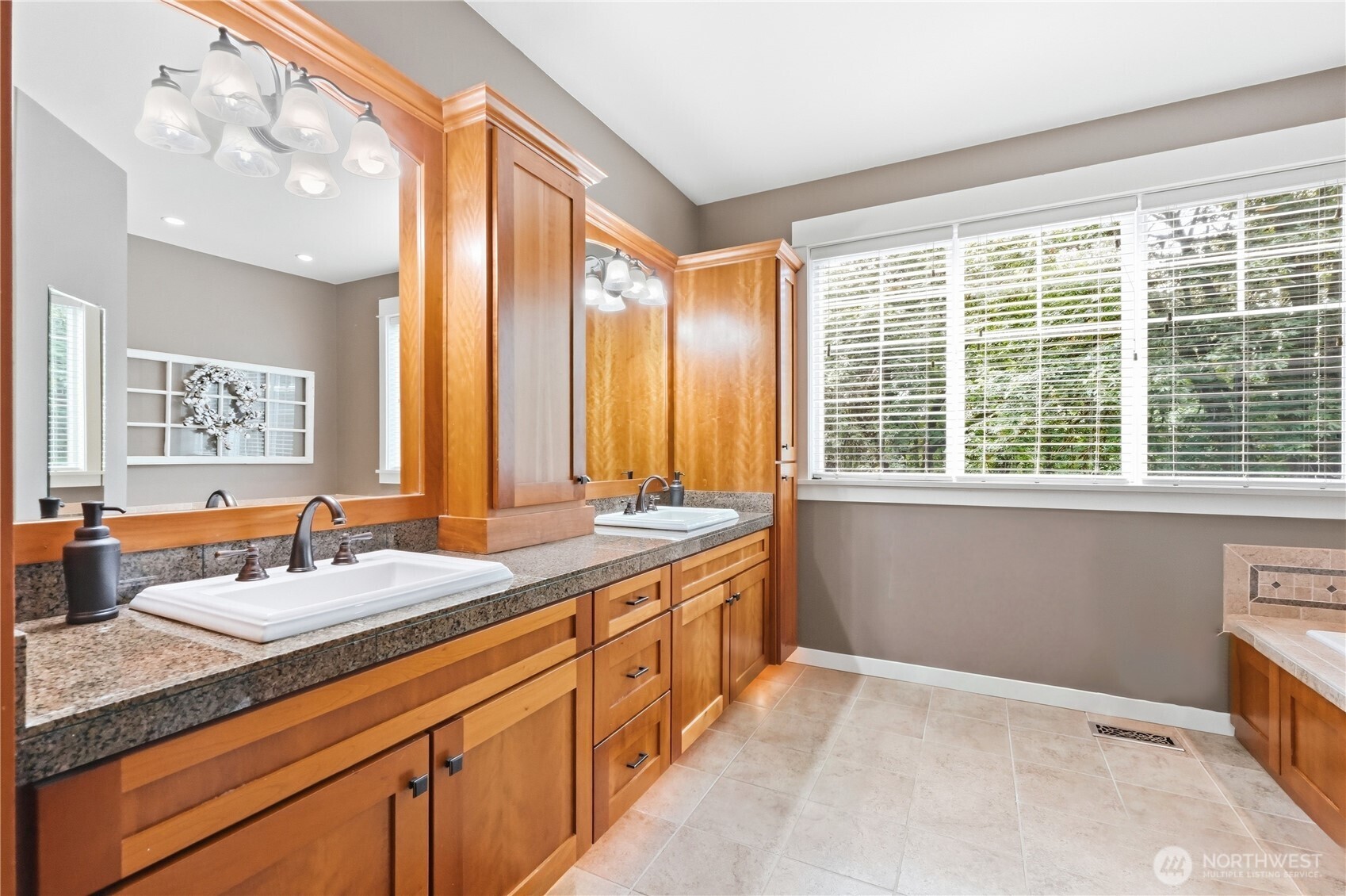 property viewer photo 21