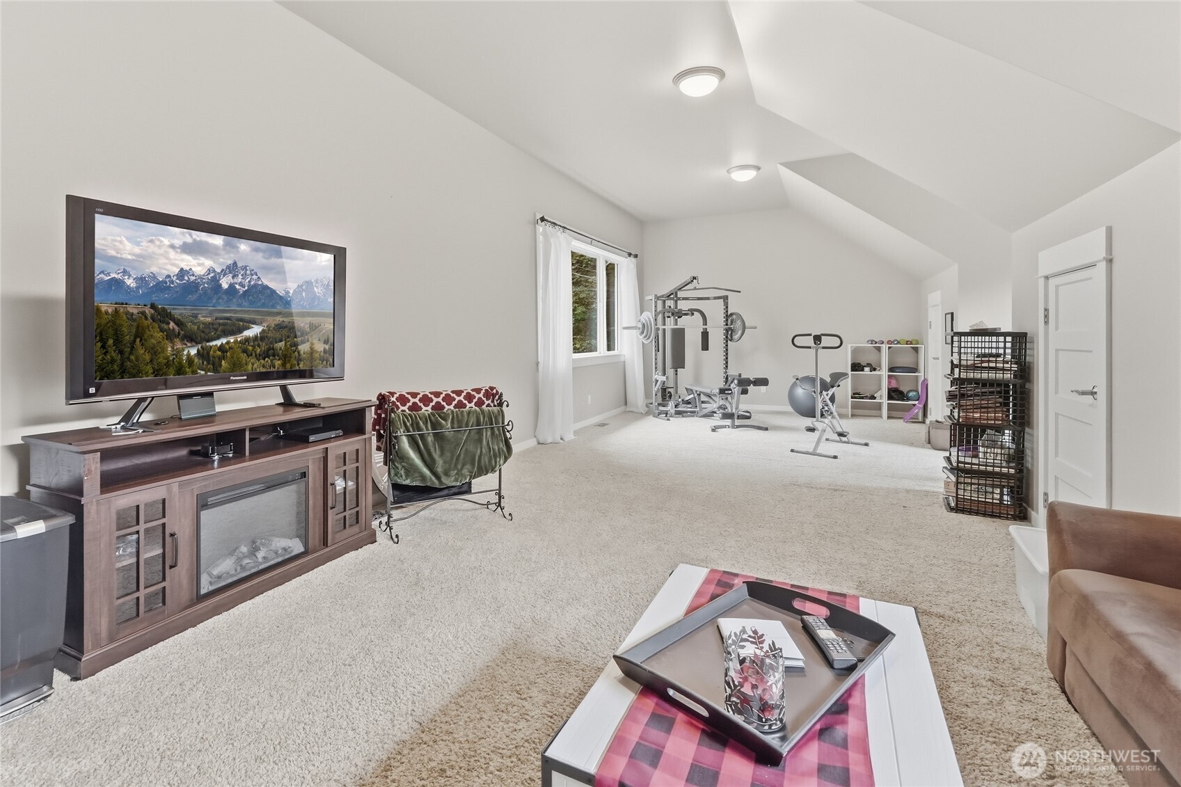 property viewer photo 29