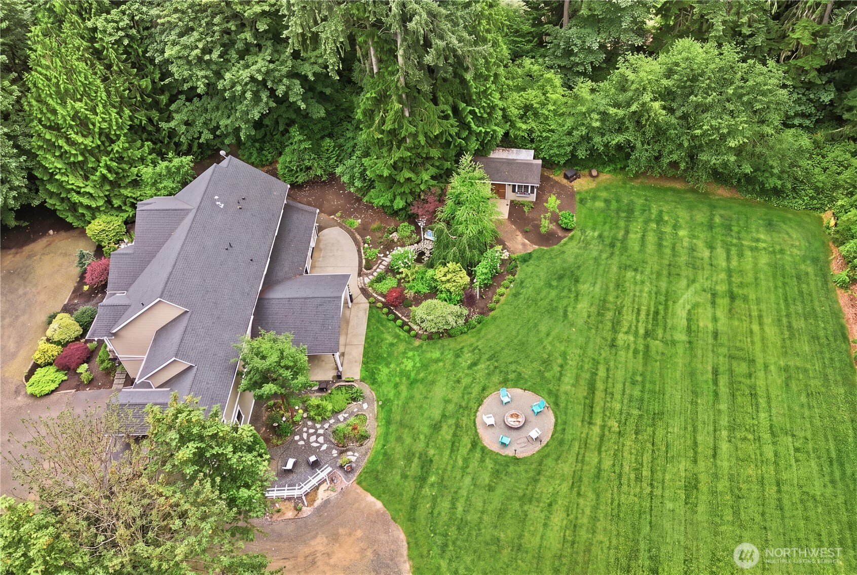 property viewer photo 32