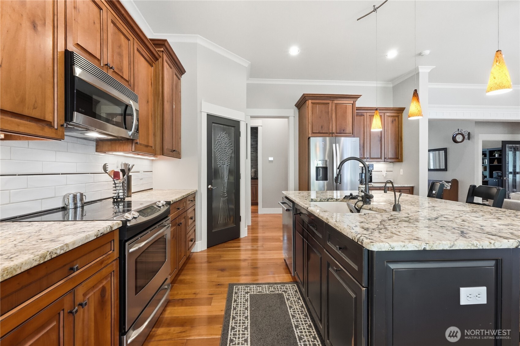 property viewer photo 8