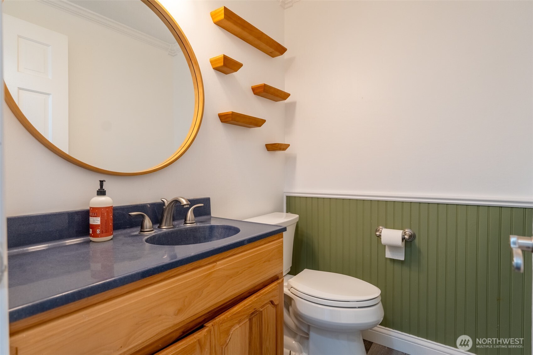 main property photo 22