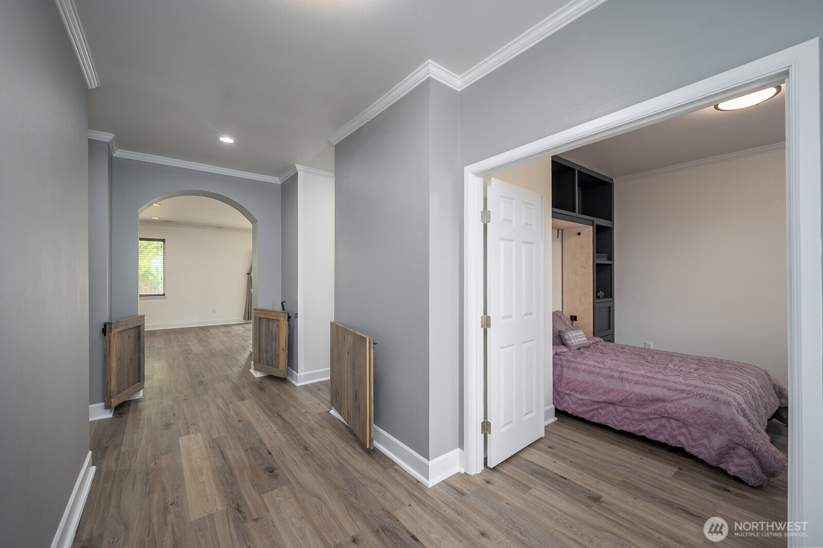 property viewer photo 24