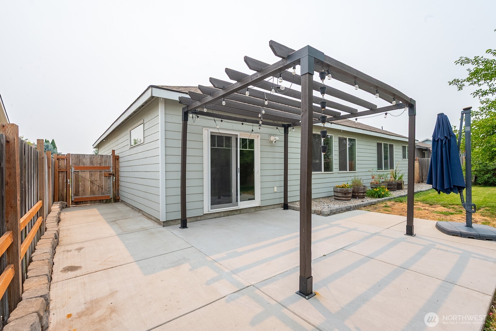 property viewer photo 31