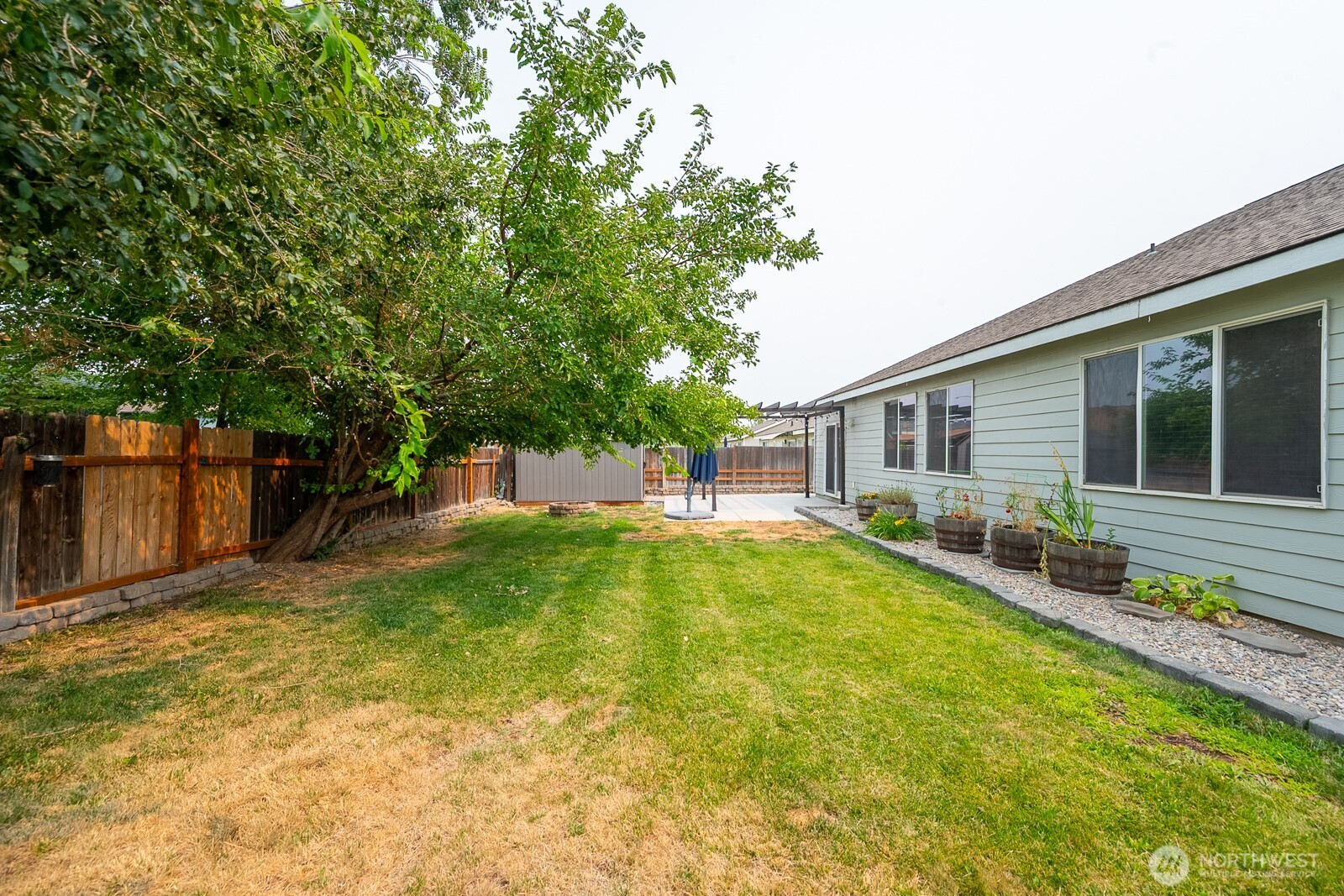 property viewer photo 34