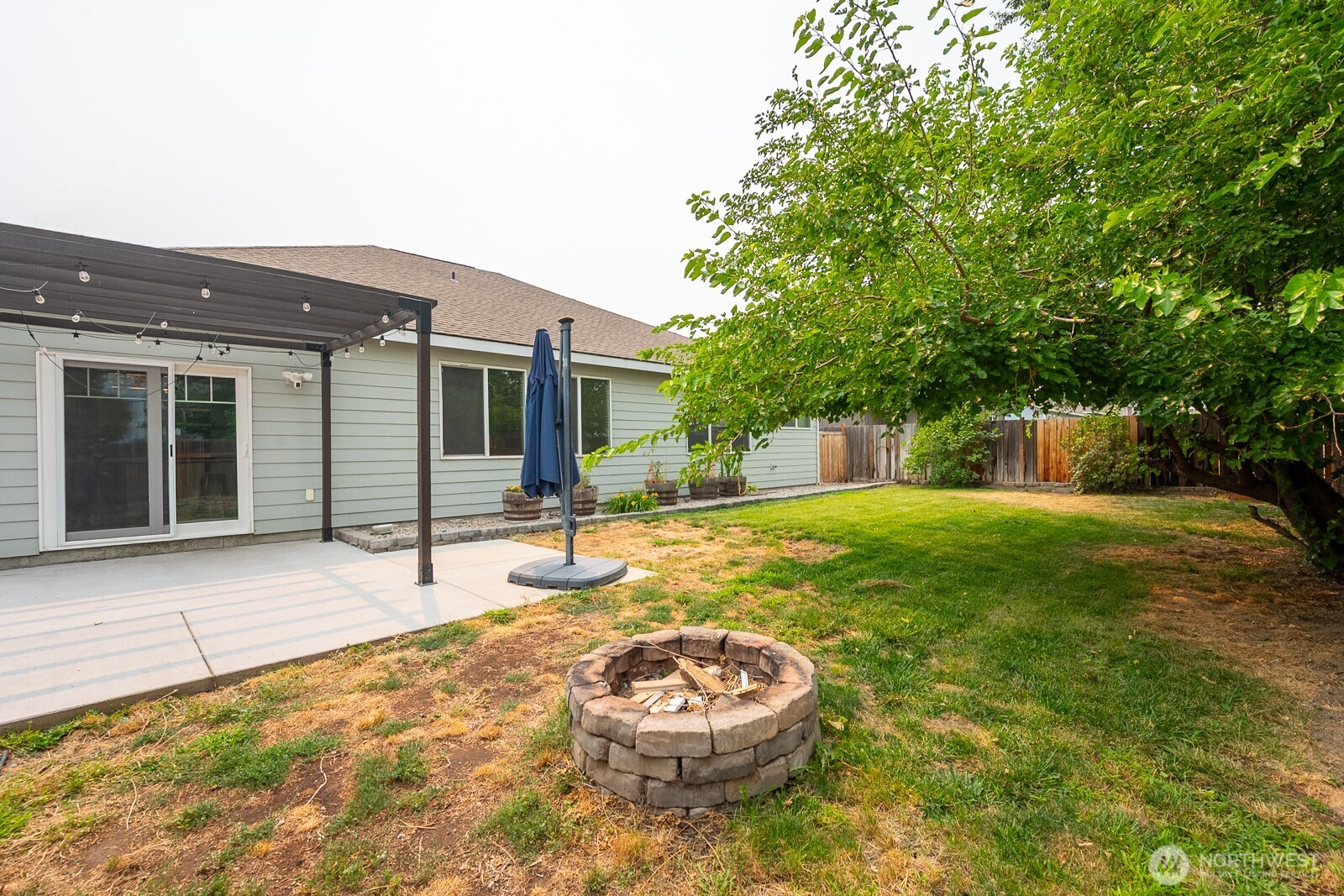 property viewer photo 4
