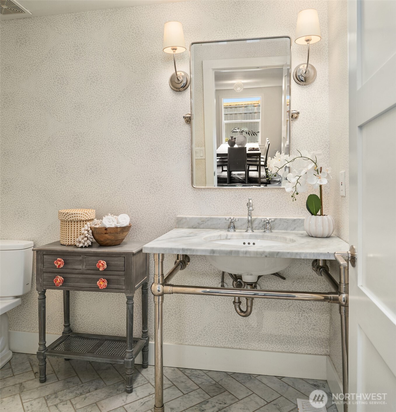 property viewer photo 10