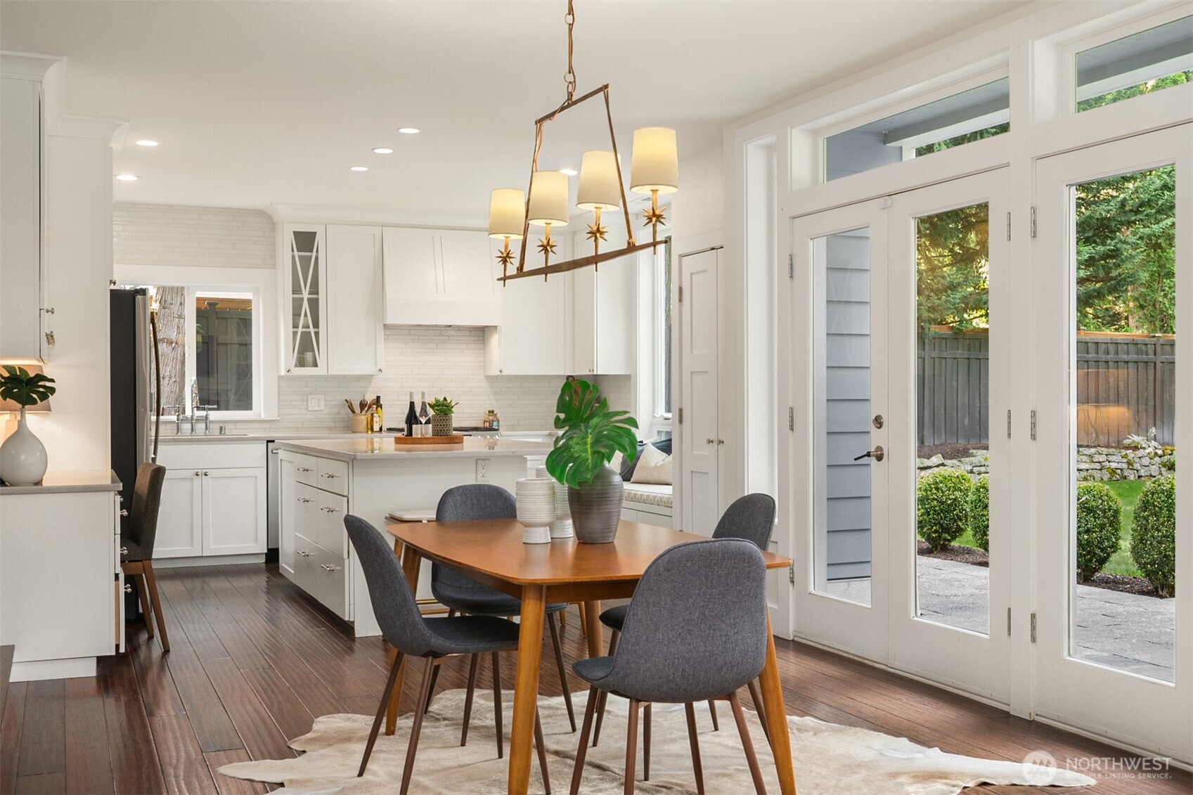 property viewer photo 15