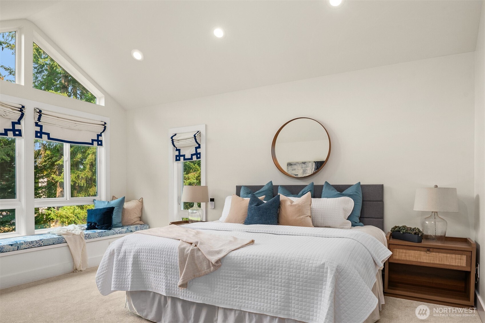 property viewer photo 26