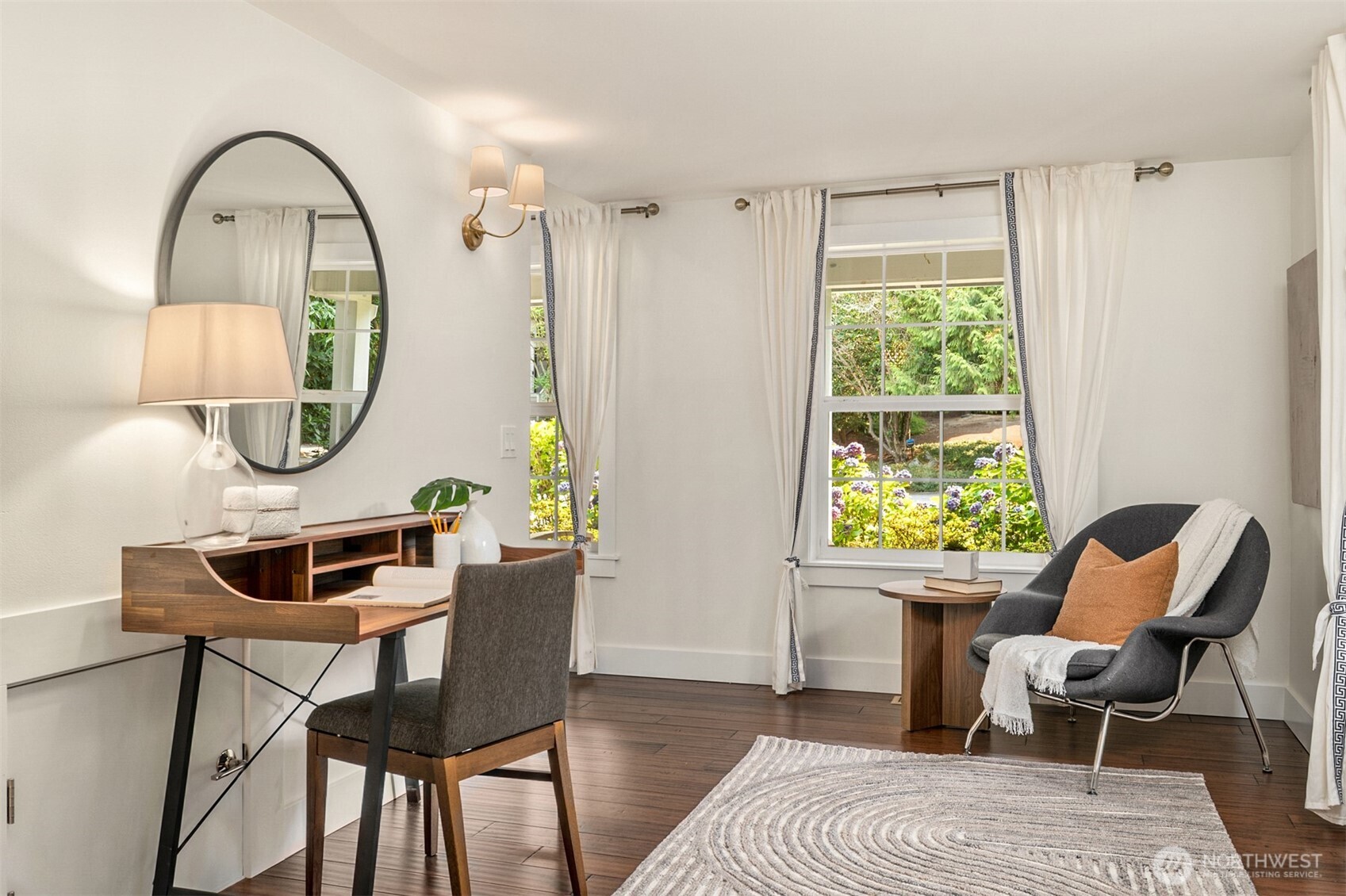 property viewer photo 6