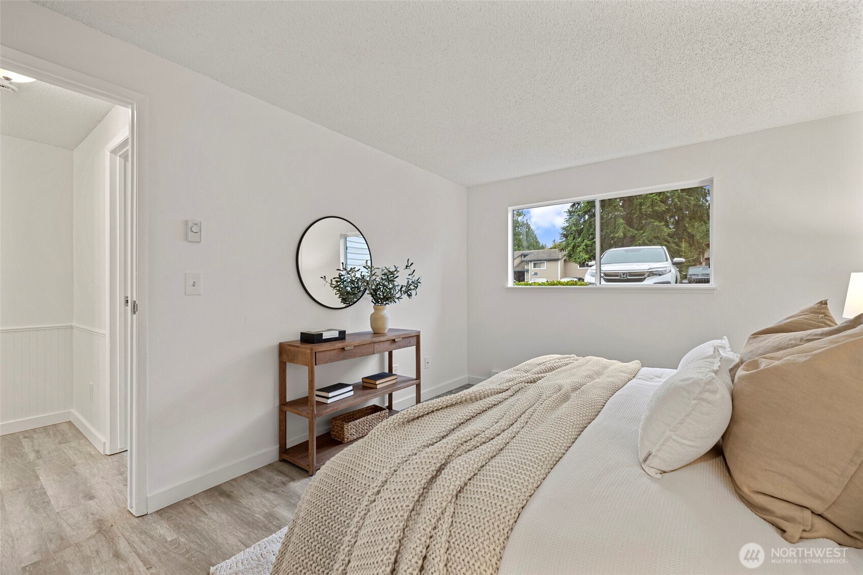 property viewer photo 7