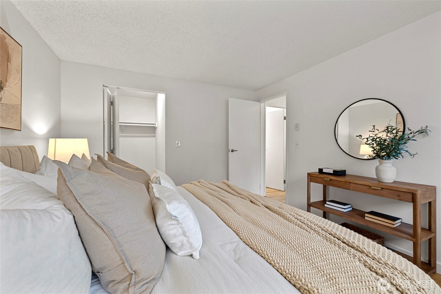 property viewer photo 8