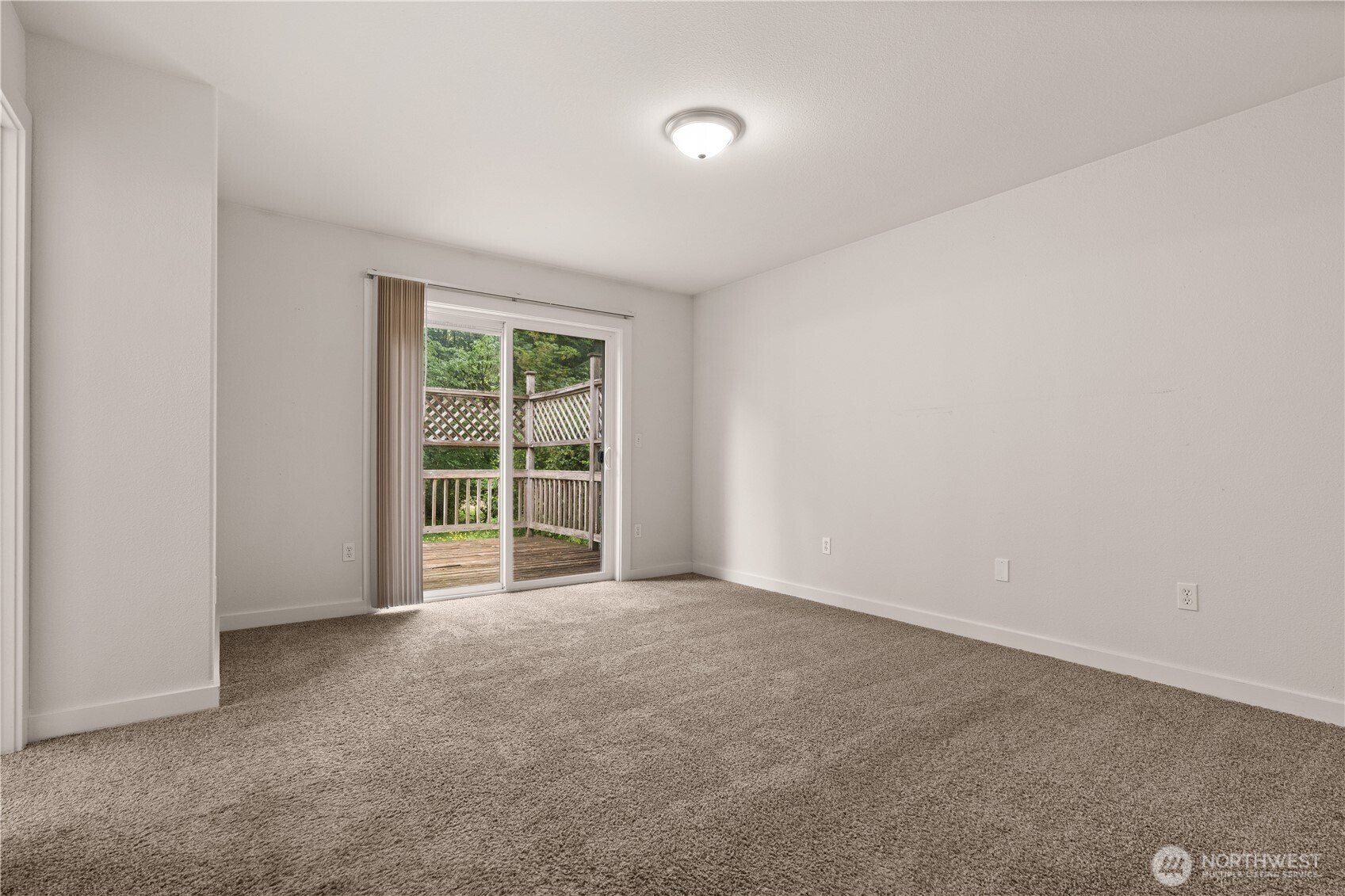 property viewer photo 14