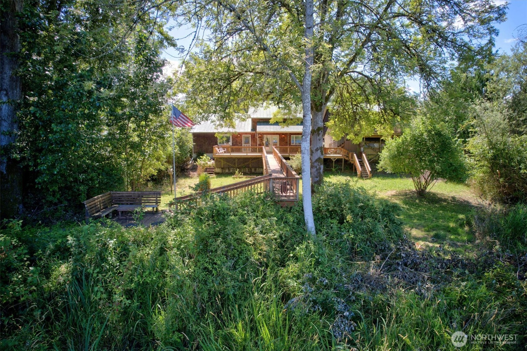 main property photo 35