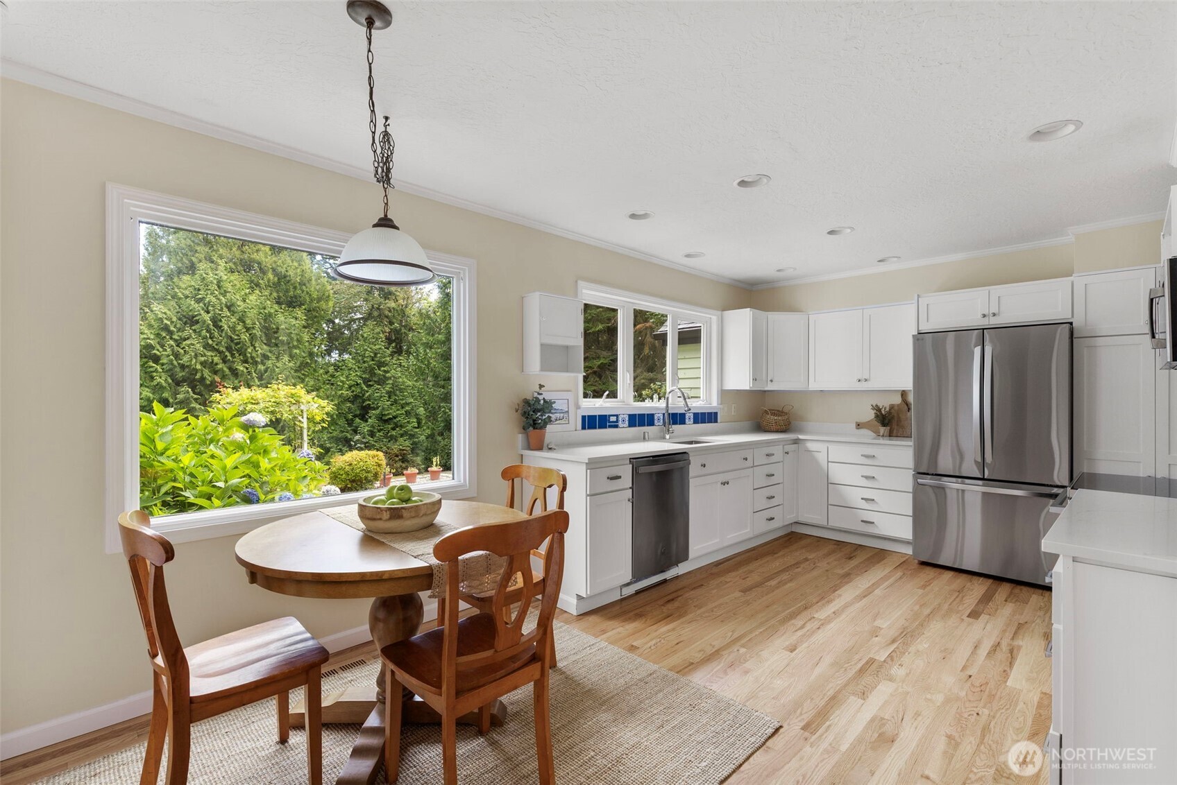 property viewer photo 13