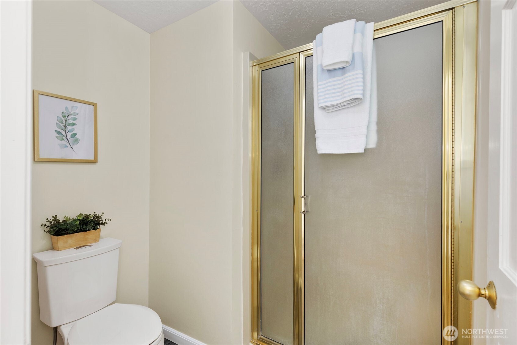 property viewer photo 24
