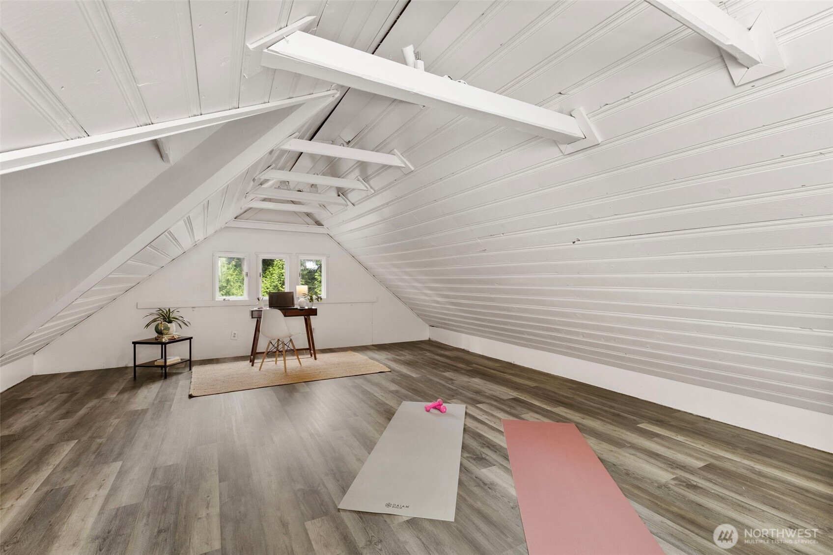 property viewer photo 32