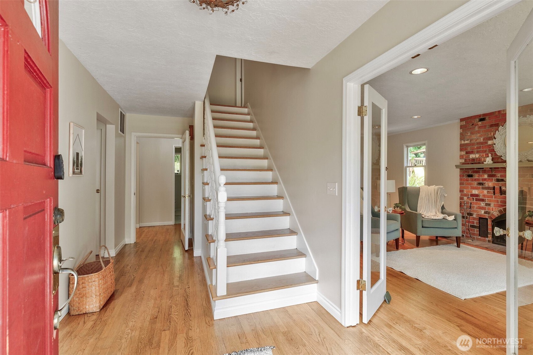 property viewer photo 5