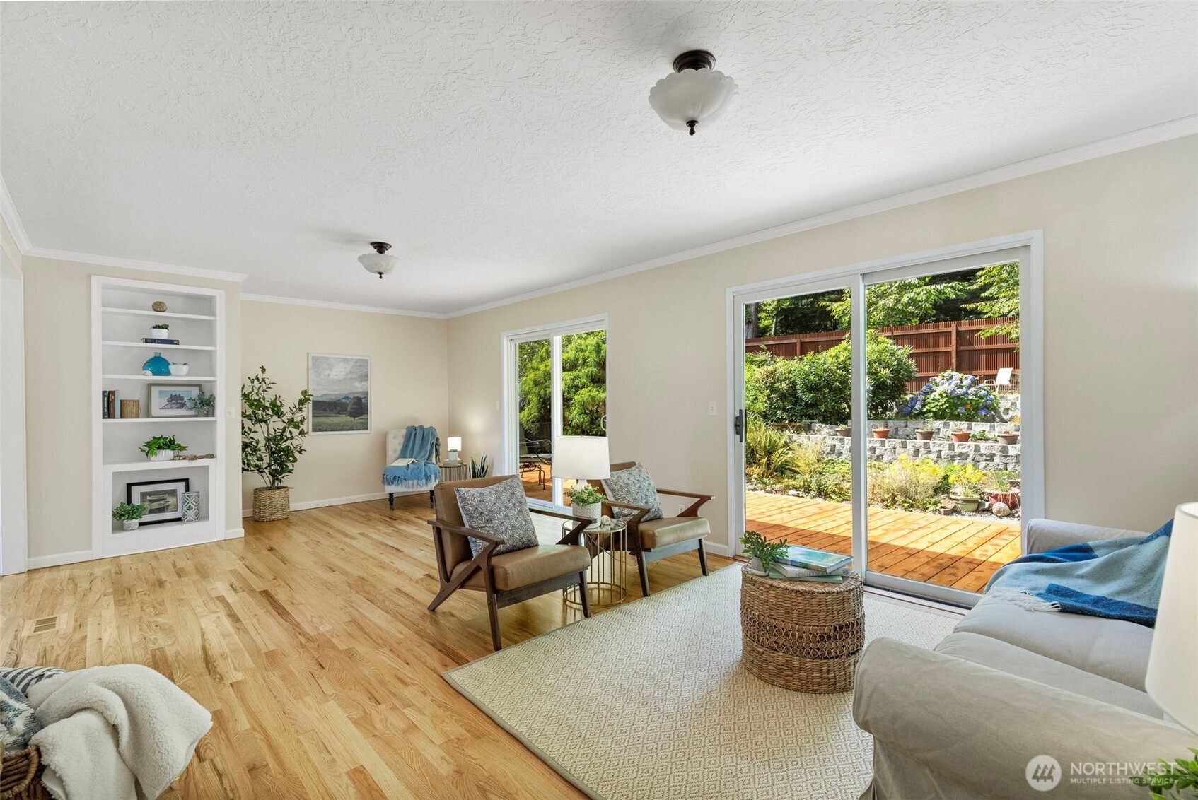property viewer photo 8