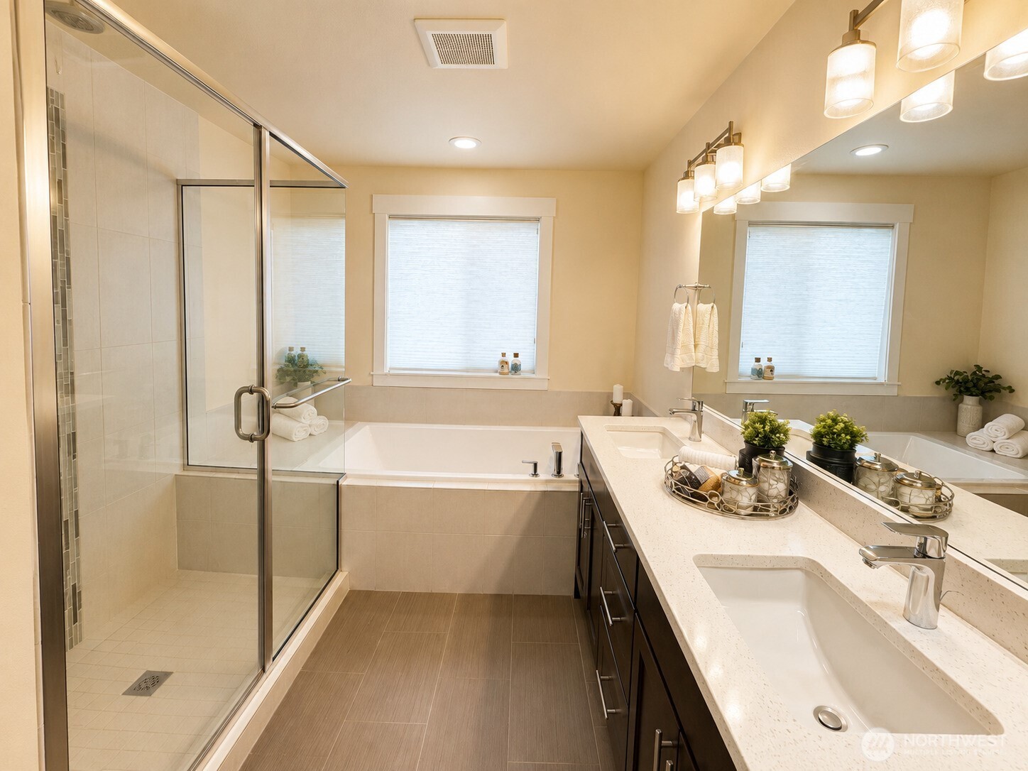 property viewer photo 20