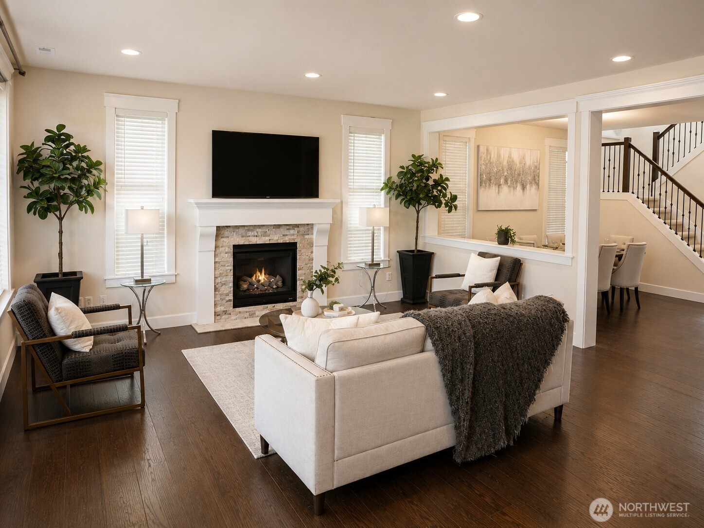 property viewer photo 4
