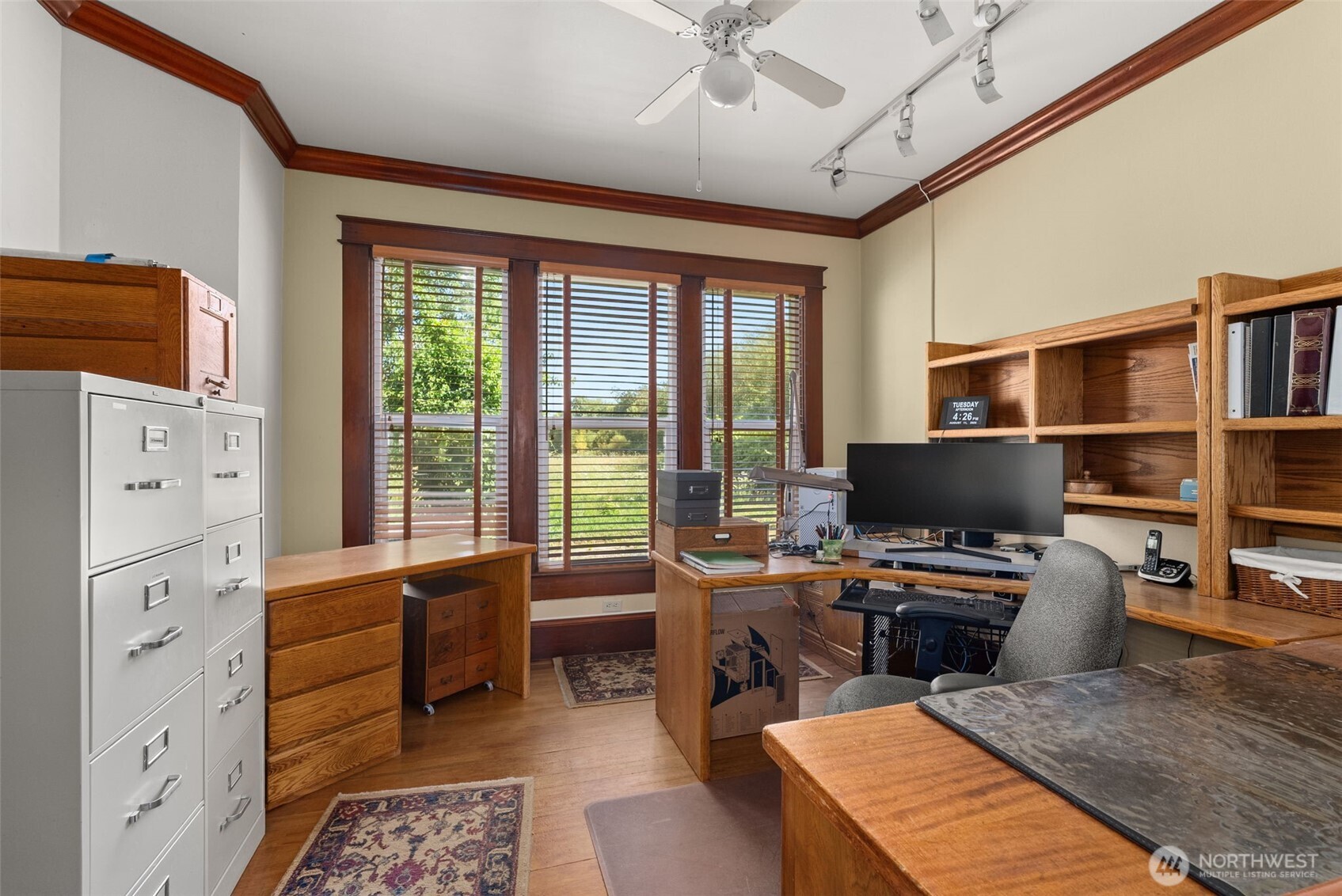 main property photo 14