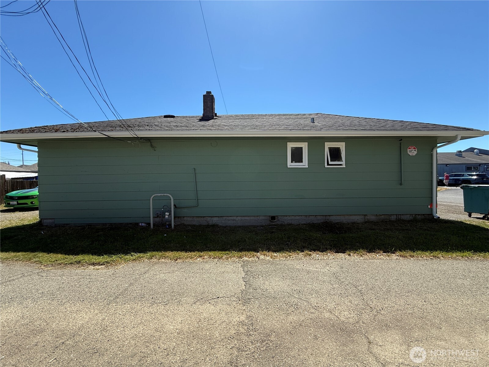 main property photo 7