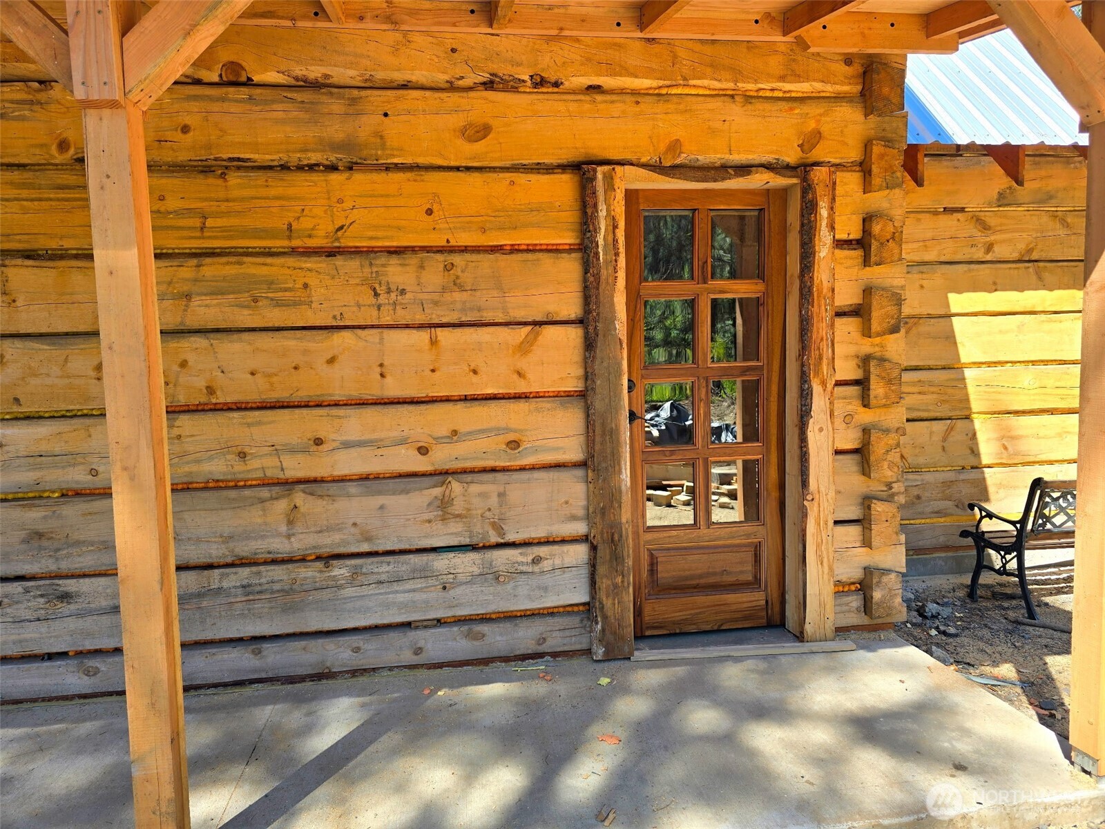 main property photo 8